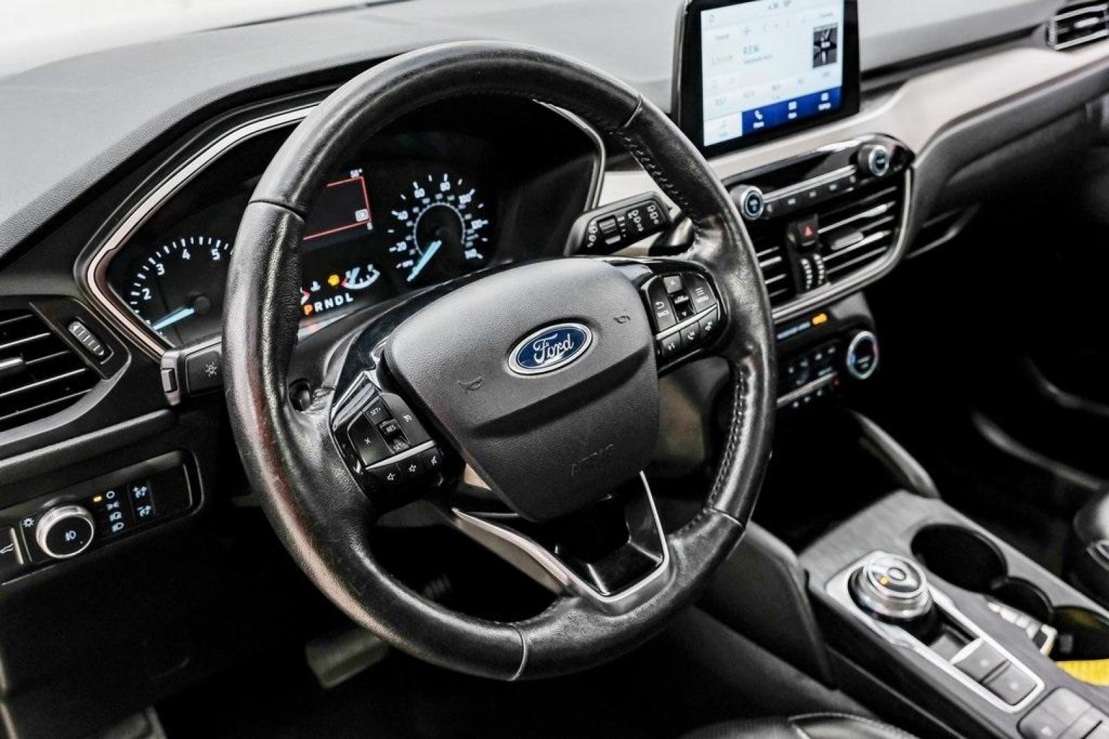 2021 Gray Metallic /Ebony Ford Escape SEL (1FMCU9H6XMU) with an 1.5L EcoBoost engine, Automatic transmission, located at 15300 Midway Rd., Addison, TX, 75001, (972) 702-0011, 32.958321, -96.838074 - Photo#21