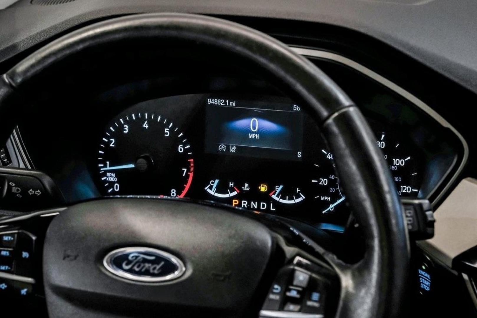 2021 Gray Metallic /Ebony Ford Escape SEL (1FMCU9H6XMU) with an 1.5L EcoBoost engine, Automatic transmission, located at 15300 Midway Rd., Addison, TX, 75001, (972) 702-0011, 32.958321, -96.838074 - Photo#24