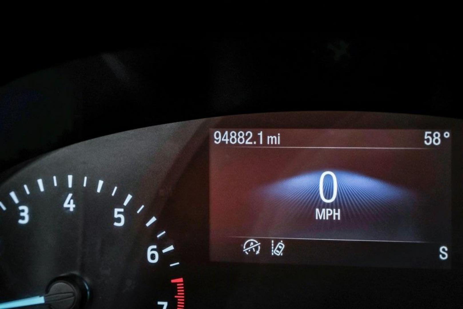 2021 Gray Metallic /Ebony Ford Escape SEL (1FMCU9H6XMU) with an 1.5L EcoBoost engine, Automatic transmission, located at 15300 Midway Rd., Addison, TX, 75001, (972) 702-0011, 32.958321, -96.838074 - Photo#26