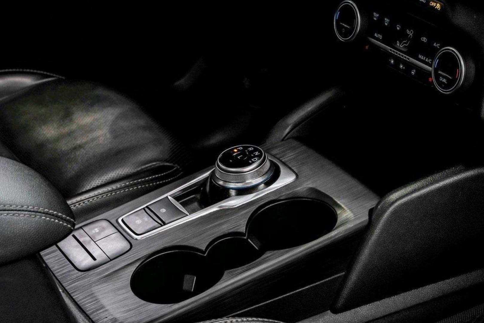 2021 Gray Metallic /Ebony Ford Escape SEL (1FMCU9H6XMU) with an 1.5L EcoBoost engine, Automatic transmission, located at 15300 Midway Rd., Addison, TX, 75001, (972) 702-0011, 32.958321, -96.838074 - Photo#30