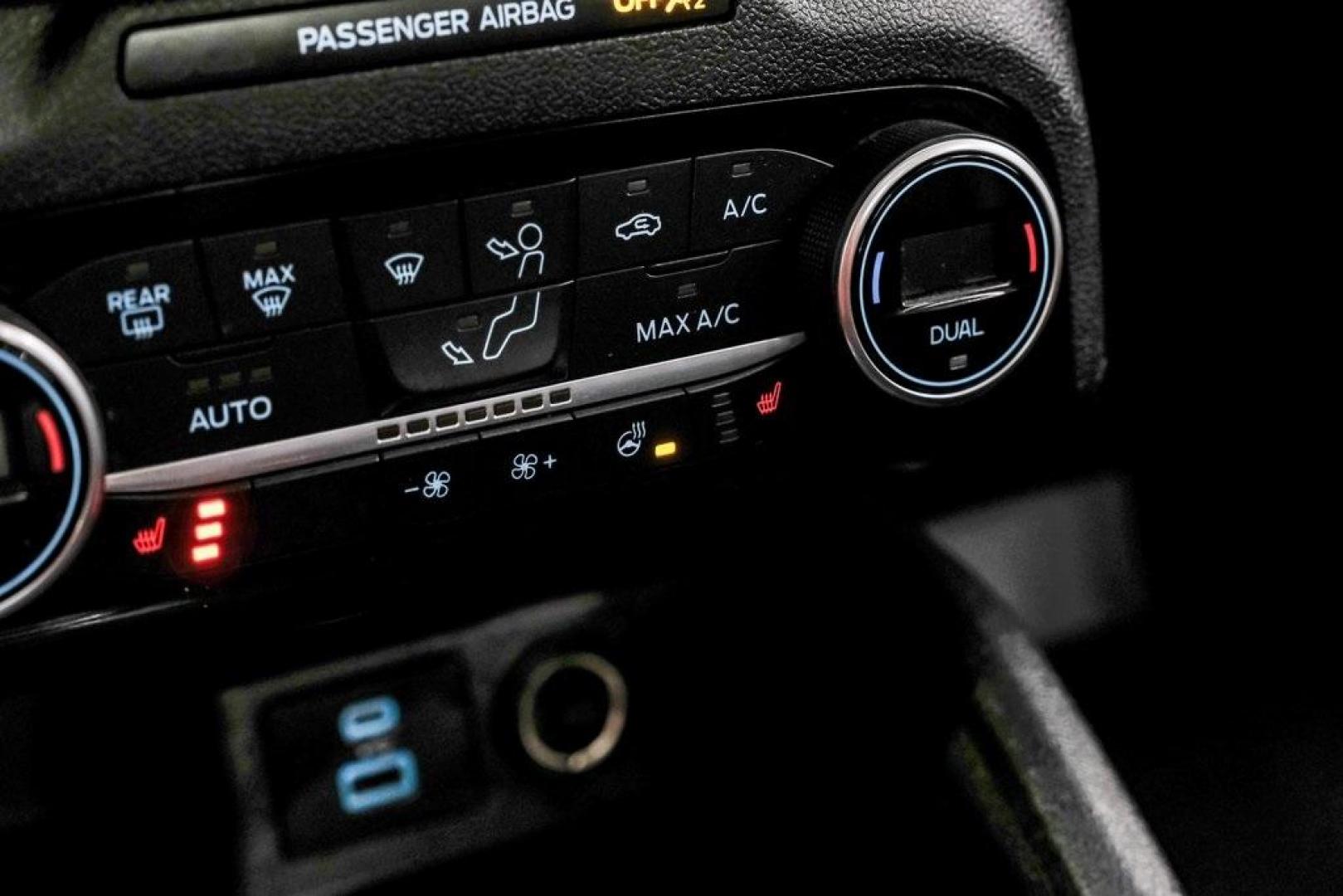 2021 Gray Metallic /Ebony Ford Escape SEL (1FMCU9H6XMU) with an 1.5L EcoBoost engine, Automatic transmission, located at 15300 Midway Rd., Addison, TX, 75001, (972) 702-0011, 32.958321, -96.838074 - Photo#34