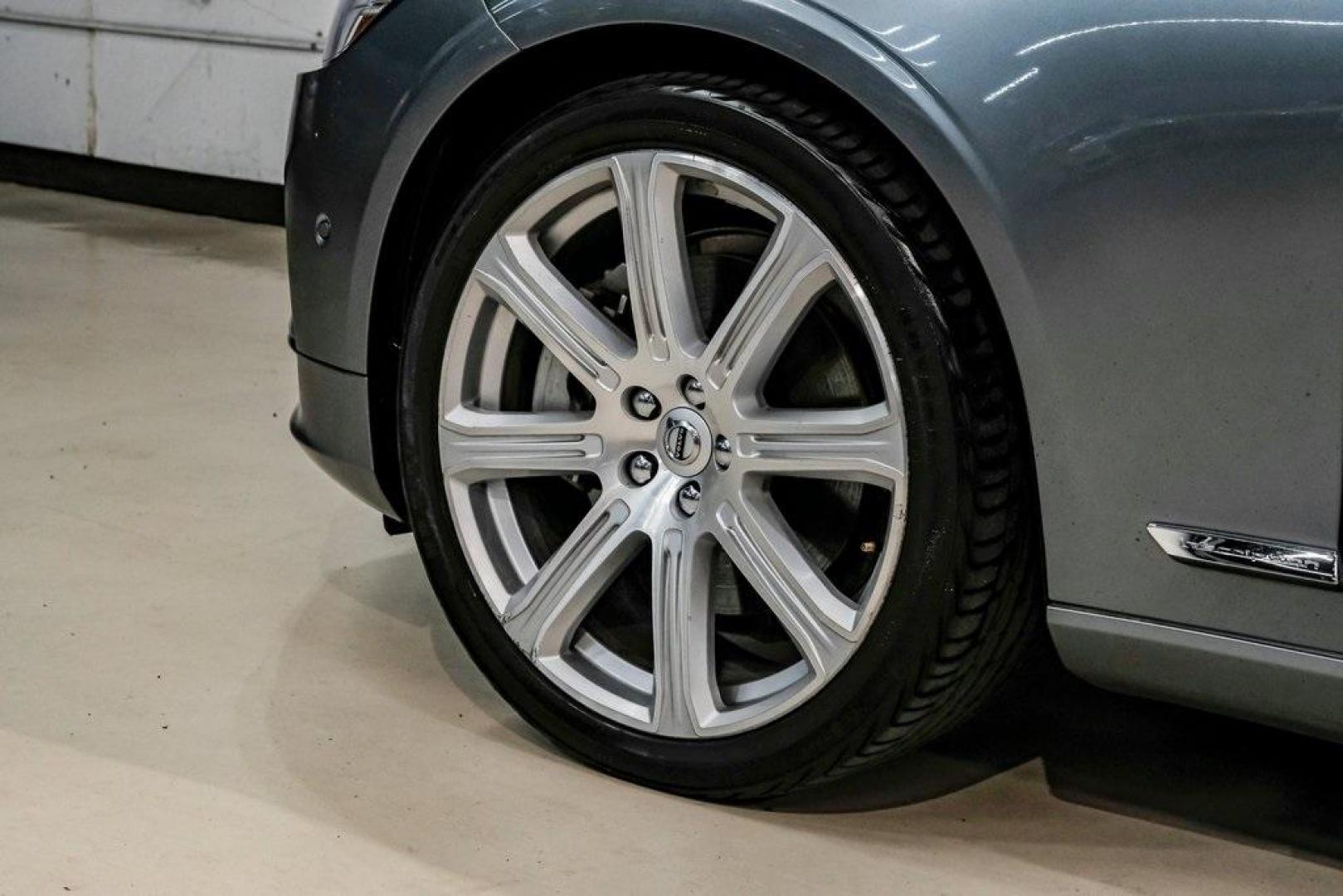 2017 Gray Metallic /Amber Volvo S90 T6 Inscription (YV1A22ML6H1) with an I4 Supercharged engine, Automatic transmission, located at 15300 Midway Rd., Addison, TX, 75001, (972) 702-0011, 32.958321, -96.838074 - HOME OF THE NO HAGGLE PRICE - WHOLESALE PRICES TO THE PUBLIC!! S90 T6 Inscription, 4D Sedan, I4 Supercharged, Automatic with Geartronic, AWD, Gray Metallic, Amber Leather. Priced below KBB Fair Purchase Price!<br><br>Gray Metallic 2017 Volvo S90 T6 Inscription<br><br>22/31 City/Highway MPG<br><br>Aw - Photo#70