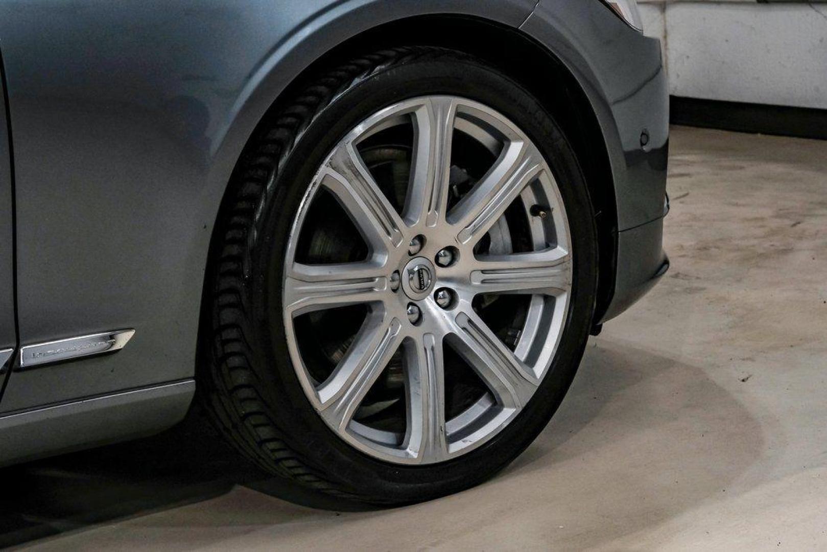 2017 Gray Metallic /Amber Volvo S90 T6 Inscription (YV1A22ML6H1) with an I4 Supercharged engine, Automatic transmission, located at 15300 Midway Rd., Addison, TX, 75001, (972) 702-0011, 32.958321, -96.838074 - HOME OF THE NO HAGGLE PRICE - WHOLESALE PRICES TO THE PUBLIC!! S90 T6 Inscription, 4D Sedan, I4 Supercharged, Automatic with Geartronic, AWD, Gray Metallic, Amber Leather. Priced below KBB Fair Purchase Price!<br><br>Gray Metallic 2017 Volvo S90 T6 Inscription<br><br>22/31 City/Highway MPG<br><br>Aw - Photo#69