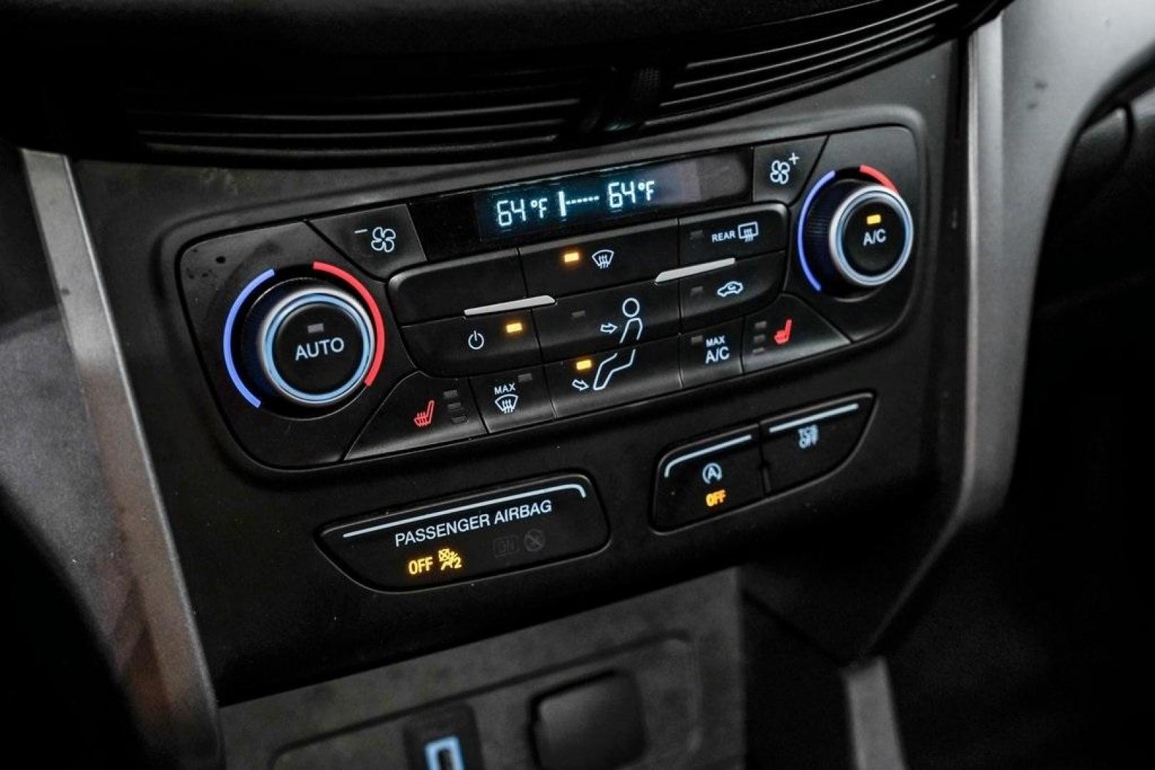 2019 Oxford White /Charcoal Black Ford Escape SEL (1FMCU9HD1KU) with an 1.5L EcoBoost engine, Automatic transmission, located at 15300 Midway Rd., Addison, TX, 75001, (972) 702-0011, 32.958321, -96.838074 - Photo#32