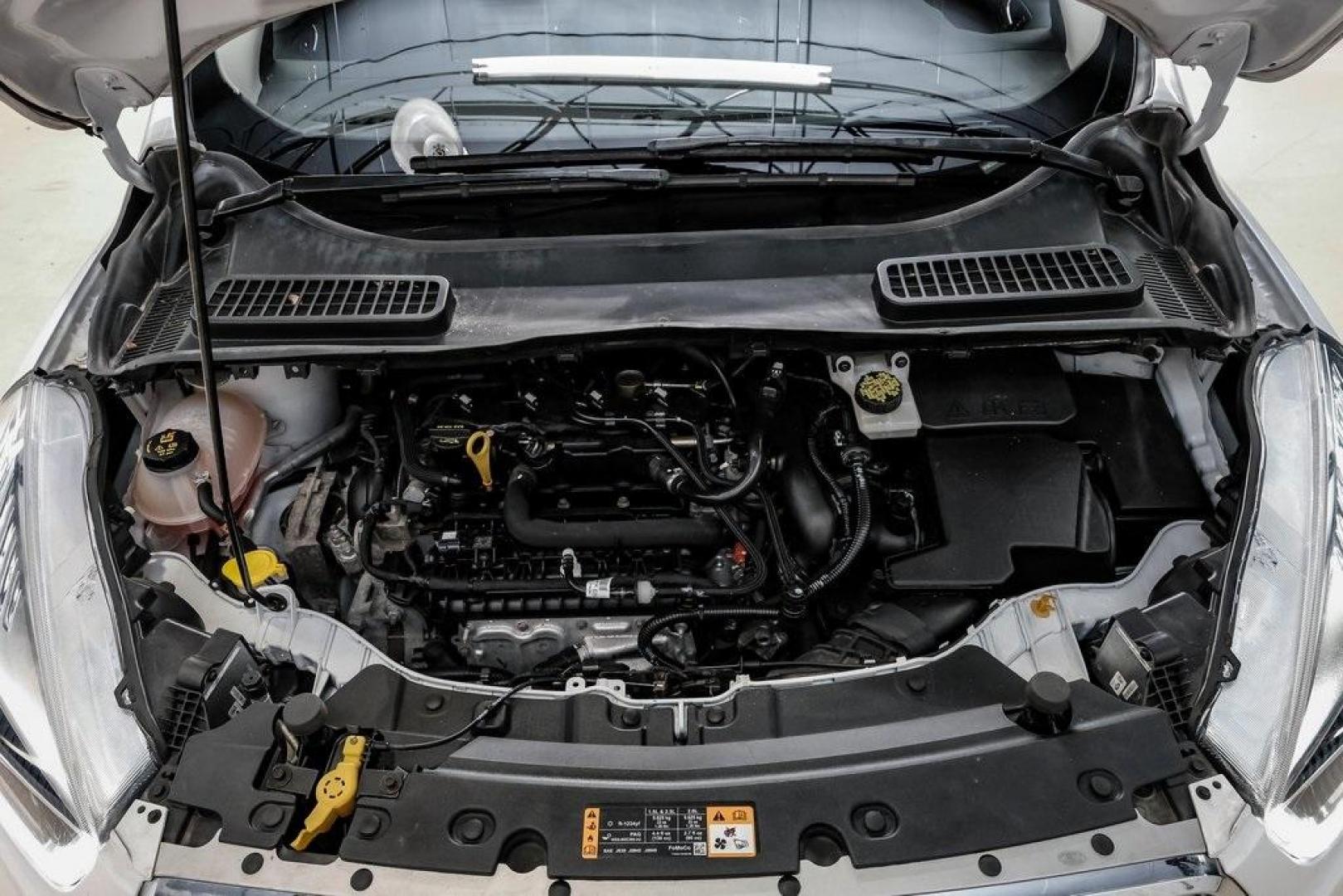 2019 Oxford White /Charcoal Black Ford Escape SEL (1FMCU9HD1KU) with an 1.5L EcoBoost engine, Automatic transmission, located at 15300 Midway Rd., Addison, TX, 75001, (972) 702-0011, 32.958321, -96.838074 - Photo#56