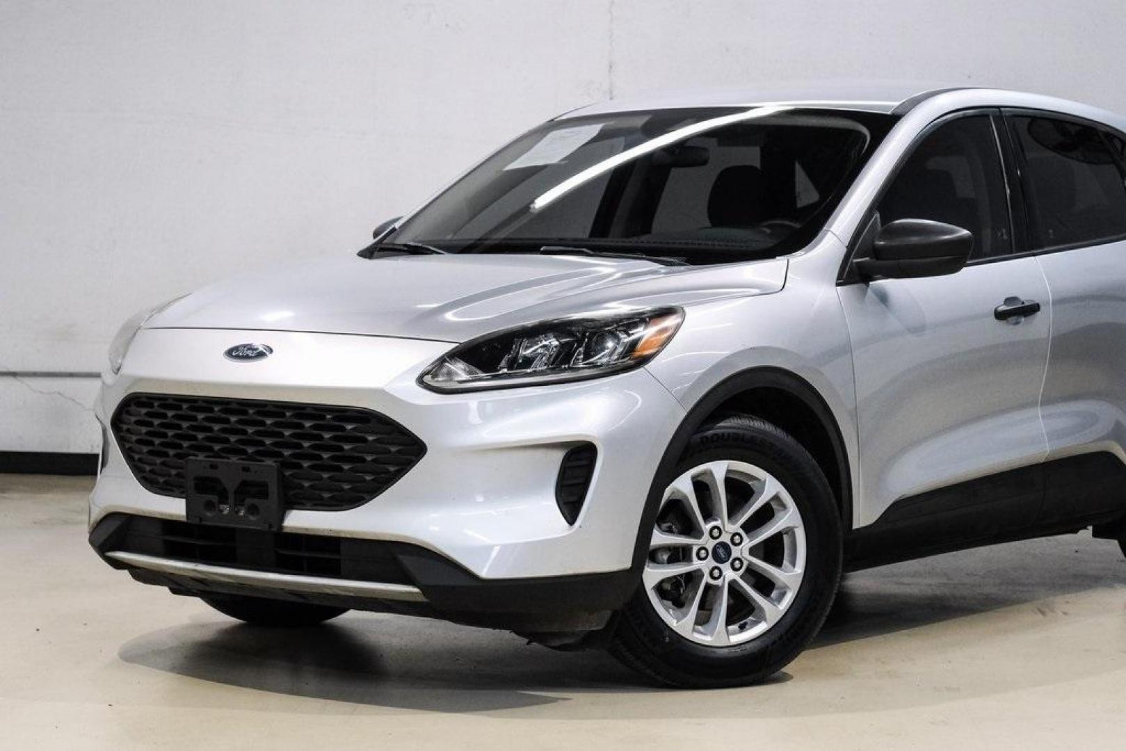 2020 Ingot Silver /Ebony Ford Escape S (1FMCU0F60LU) with an 1.5L EcoBoost engine, Automatic transmission, located at 15300 Midway Rd., Addison, TX, 75001, (972) 702-0011, 32.958321, -96.838074 - Photo#4