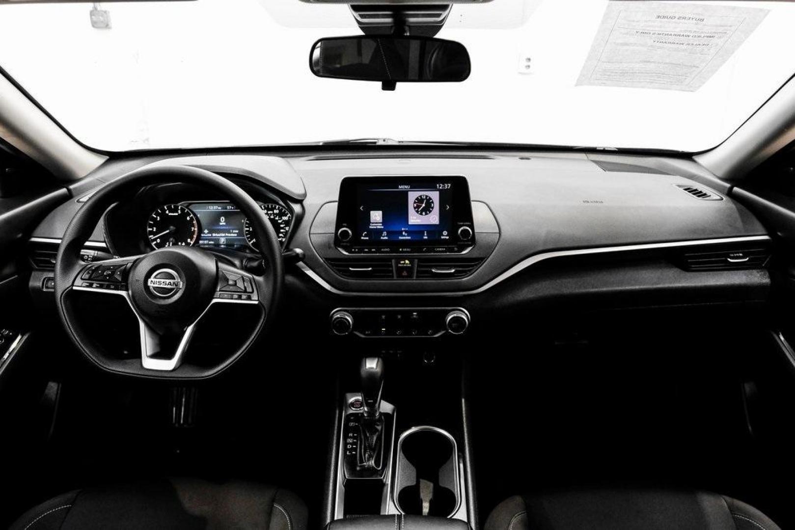 2021 Super Black Clearcoat /Charcoal Nissan Altima 2.5 SV (1N4BL4DV3MN) with an 2.5L 4-Cylinder DOHC 16V engine, CVT transmission, located at 15300 Midway Rd., Addison, TX, 75001, (972) 702-0011, 32.958321, -96.838074 - Photo#18