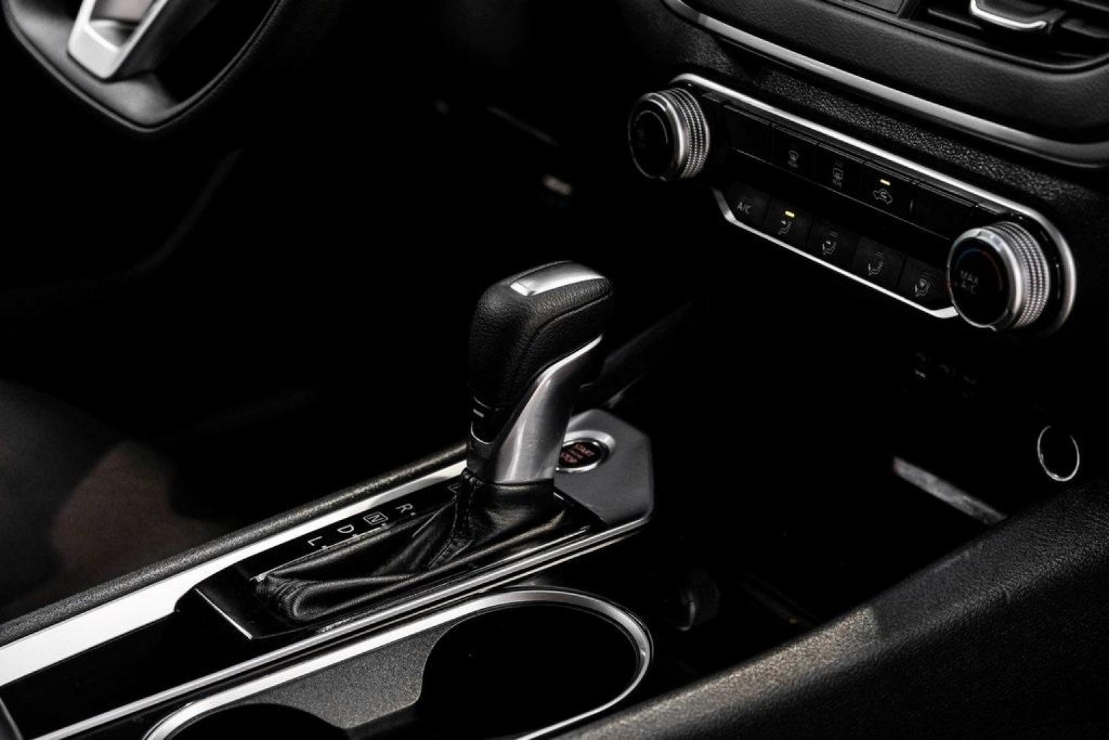 2021 Super Black Clearcoat /Charcoal Nissan Altima 2.5 SV (1N4BL4DV3MN) with an 2.5L 4-Cylinder DOHC 16V engine, CVT transmission, located at 15300 Midway Rd., Addison, TX, 75001, (972) 702-0011, 32.958321, -96.838074 - Photo#28