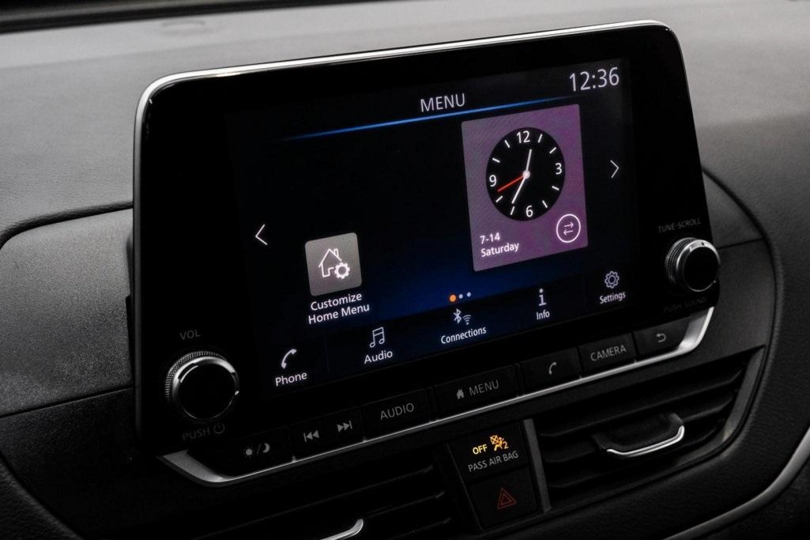 2021 Super Black Clearcoat /Charcoal Nissan Altima 2.5 SV (1N4BL4DV3MN) with an 2.5L 4-Cylinder DOHC 16V engine, CVT transmission, located at 15300 Midway Rd., Addison, TX, 75001, (972) 702-0011, 32.958321, -96.838074 - Photo#35