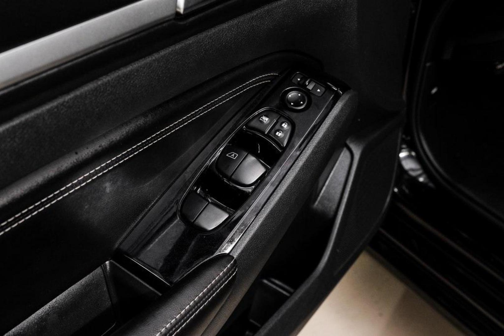 2021 Super Black Clearcoat /Charcoal Nissan Altima 2.5 SV (1N4BL4DV3MN) with an 2.5L 4-Cylinder DOHC 16V engine, CVT transmission, located at 15300 Midway Rd., Addison, TX, 75001, (972) 702-0011, 32.958321, -96.838074 - Photo#49