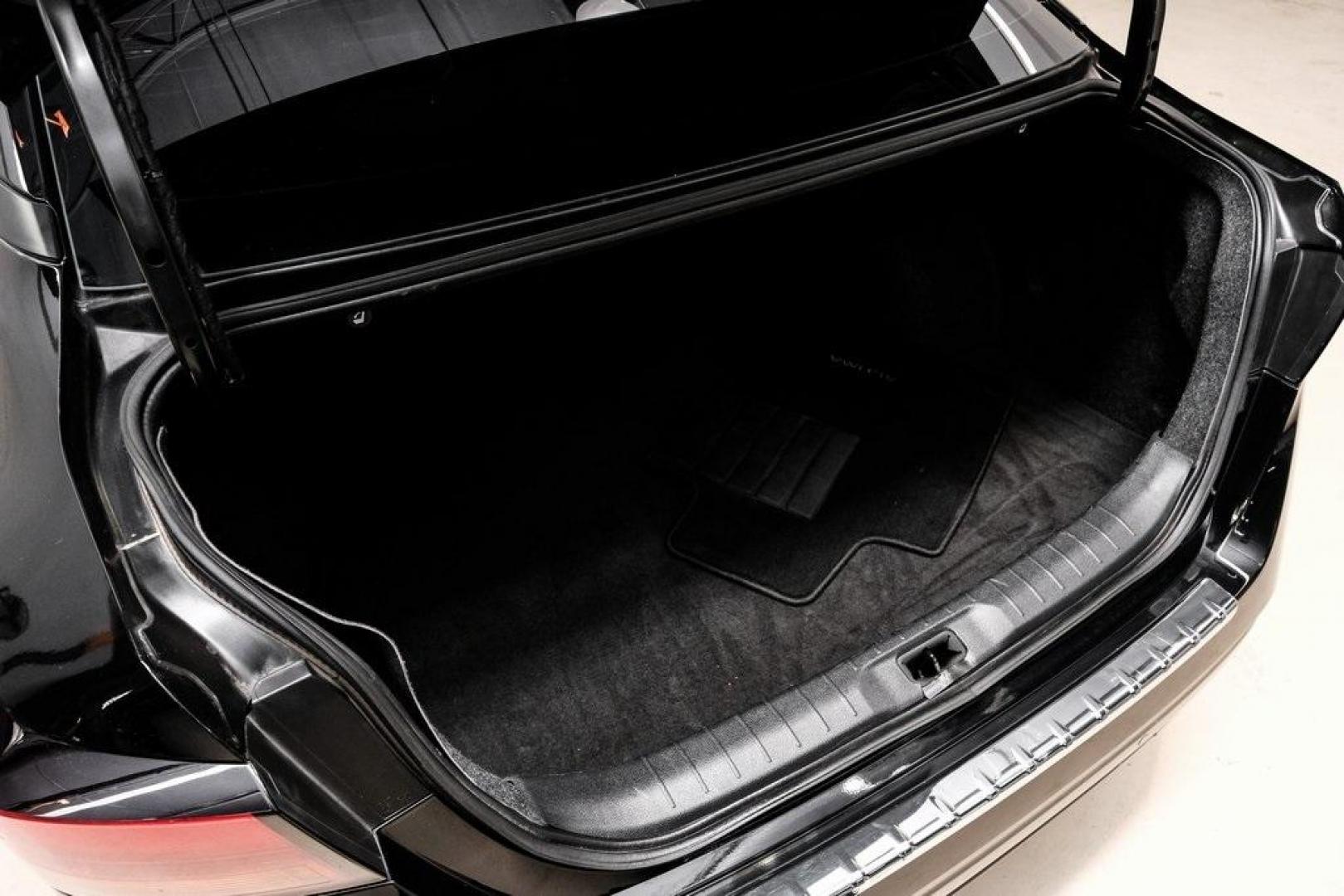 2021 Super Black Clearcoat /Charcoal Nissan Altima 2.5 SV (1N4BL4DV3MN) with an 2.5L 4-Cylinder DOHC 16V engine, CVT transmission, located at 15300 Midway Rd., Addison, TX, 75001, (972) 702-0011, 32.958321, -96.838074 - Photo#57