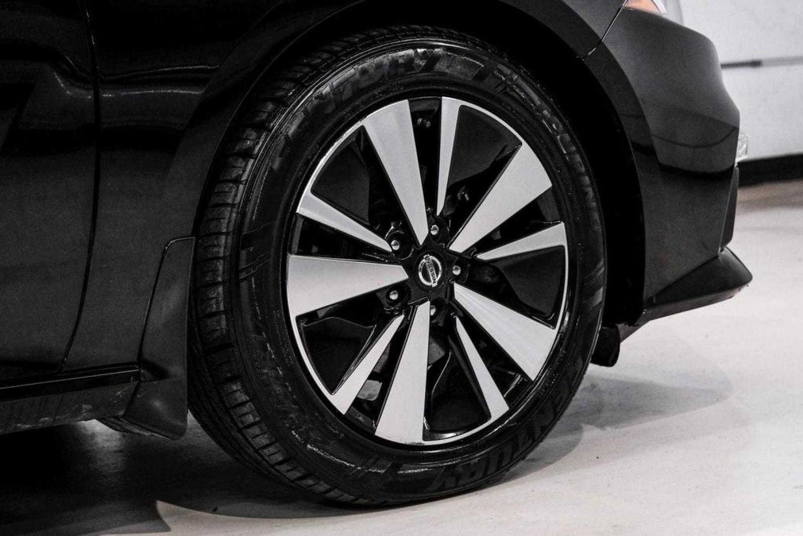 2021 Super Black Clearcoat /Charcoal Nissan Altima 2.5 SV (1N4BL4DV3MN) with an 2.5L 4-Cylinder DOHC 16V engine, CVT transmission, located at 15300 Midway Rd., Addison, TX, 75001, (972) 702-0011, 32.958321, -96.838074 - Photo#65