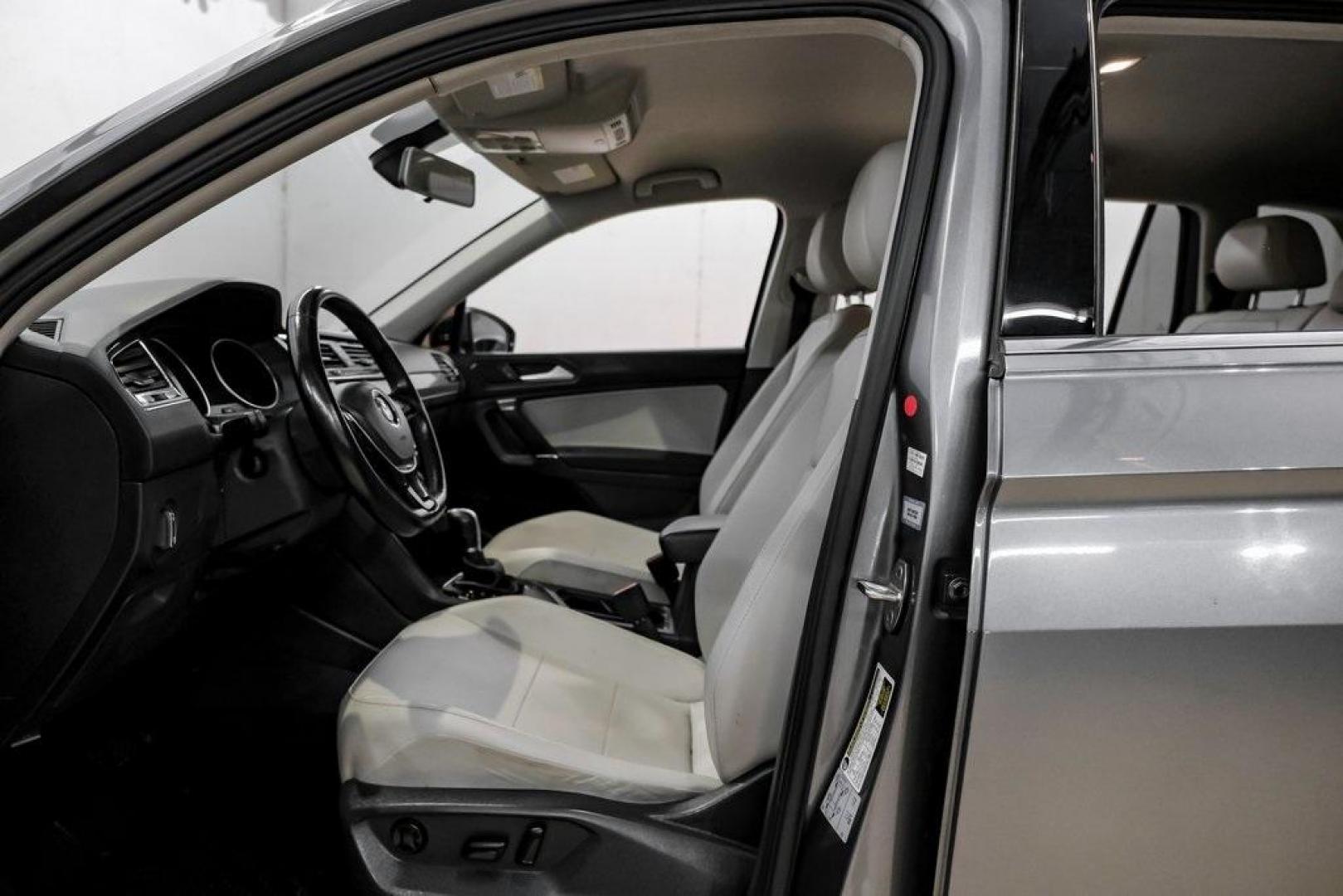 2018 Platinum Gray Metallic /White Volkswagen Tiguan 2.0T SEL (3VV3B7AX4JM) with an 2.0L TSI DOHC engine, Automatic transmission, located at 15300 Midway Rd., Addison, TX, 75001, (972) 702-0011, 32.958321, -96.838074 - Photo#3