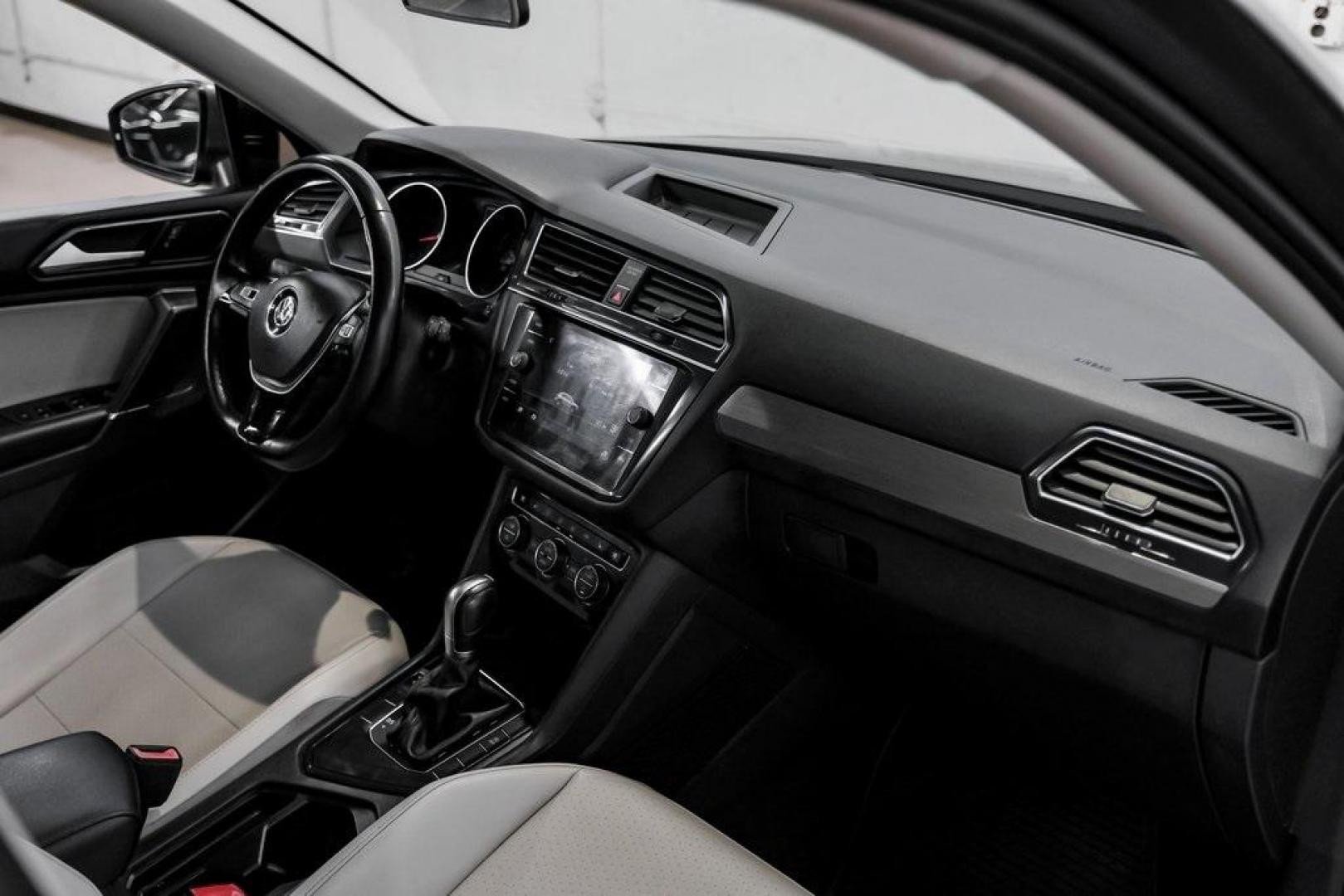 2018 Platinum Gray Metallic /White Volkswagen Tiguan 2.0T SEL (3VV3B7AX4JM) with an 2.0L TSI DOHC engine, Automatic transmission, located at 15300 Midway Rd., Addison, TX, 75001, (972) 702-0011, 32.958321, -96.838074 - Photo#17