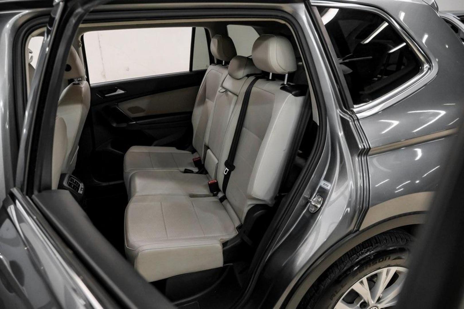 2018 Platinum Gray Metallic /White Volkswagen Tiguan 2.0T SEL (3VV3B7AX4JM) with an 2.0L TSI DOHC engine, Automatic transmission, located at 15300 Midway Rd., Addison, TX, 75001, (972) 702-0011, 32.958321, -96.838074 - Photo#38