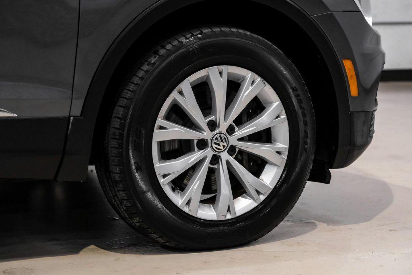 2018 Platinum Gray Metallic /White Volkswagen Tiguan 2.0T SEL (3VV3B7AX4JM) with an 2.0L TSI DOHC engine, Automatic transmission, located at 15300 Midway Rd., Addison, TX, 75001, (972) 702-0011, 32.958321, -96.838074 - Photo#53