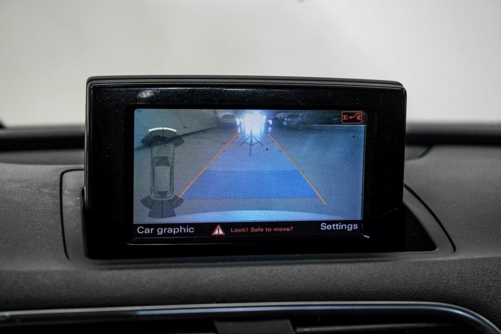 2018 White /Black Audi Q3 2.0T Premium (WA1BCCFS0JR) with an 2.0L 4-Cylinder TFSI engine, Automatic transmission, located at 15300 Midway Rd., Addison, TX, 75001, (972) 702-0011, 32.958321, -96.838074 - Photo#27