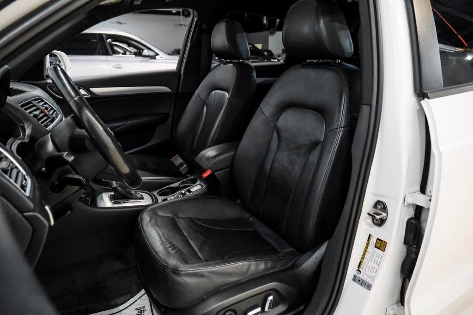 2018 White /Black Audi Q3 2.0T Premium (WA1BCCFS0JR) with an 2.0L 4-Cylinder TFSI engine, Automatic transmission, located at 15300 Midway Rd., Addison, TX, 75001, (972) 702-0011, 32.958321, -96.838074 - Photo#33