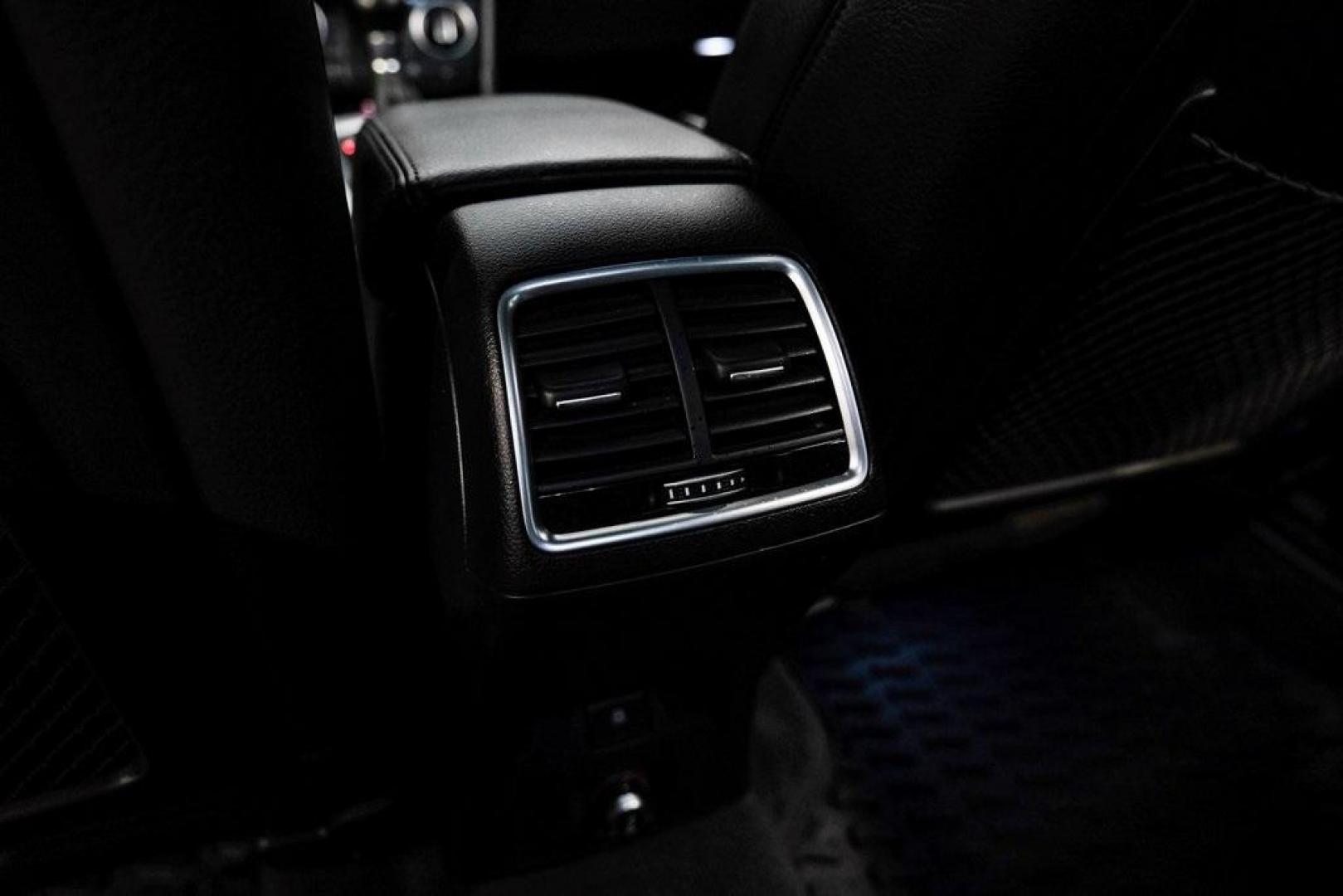 2018 White /Black Audi Q3 2.0T Premium (WA1BCCFS0JR) with an 2.0L 4-Cylinder TFSI engine, Automatic transmission, located at 15300 Midway Rd., Addison, TX, 75001, (972) 702-0011, 32.958321, -96.838074 - Photo#40