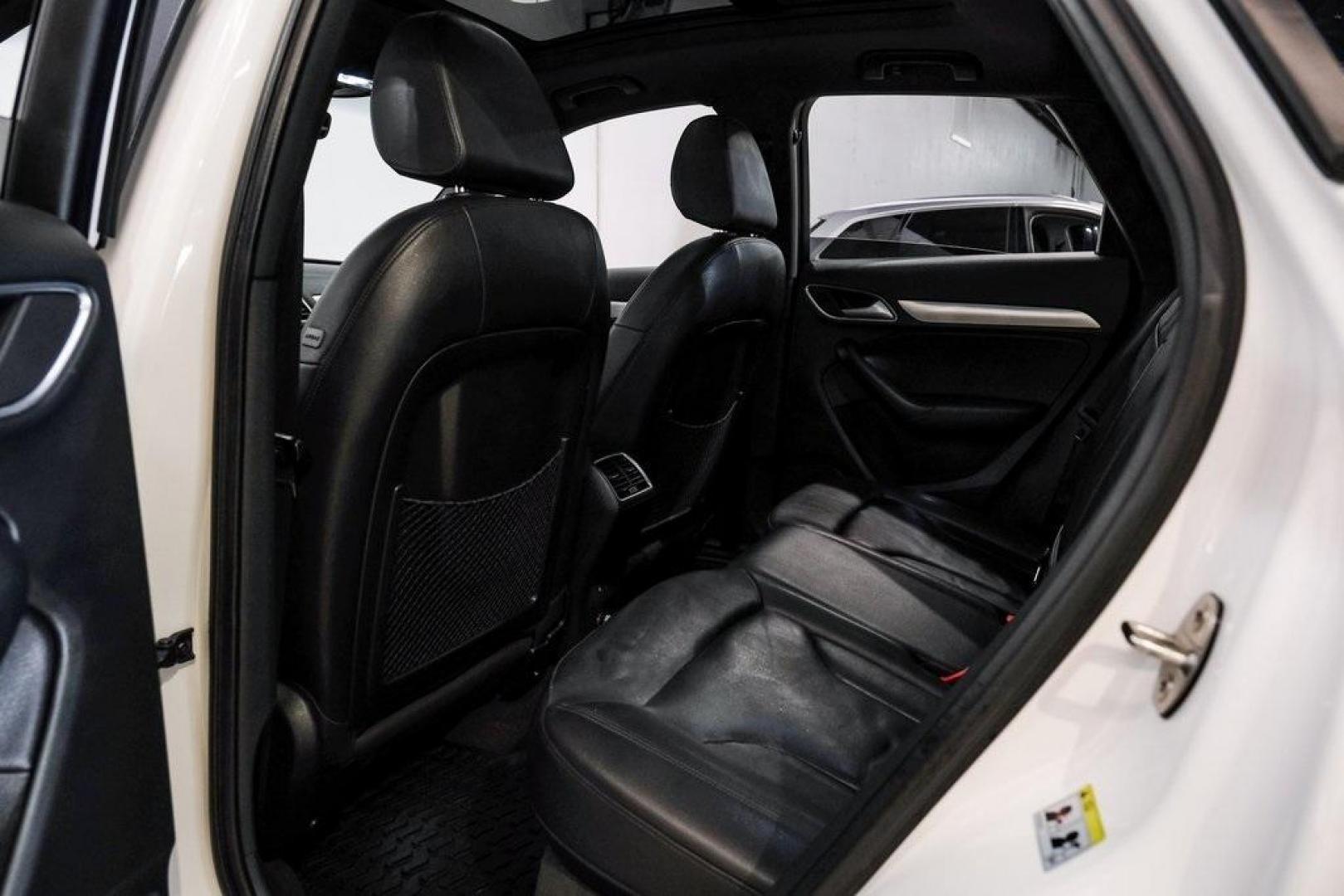 2018 White /Black Audi Q3 2.0T Premium (WA1BCCFS0JR) with an 2.0L 4-Cylinder TFSI engine, Automatic transmission, located at 15300 Midway Rd., Addison, TX, 75001, (972) 702-0011, 32.958321, -96.838074 - Photo#41