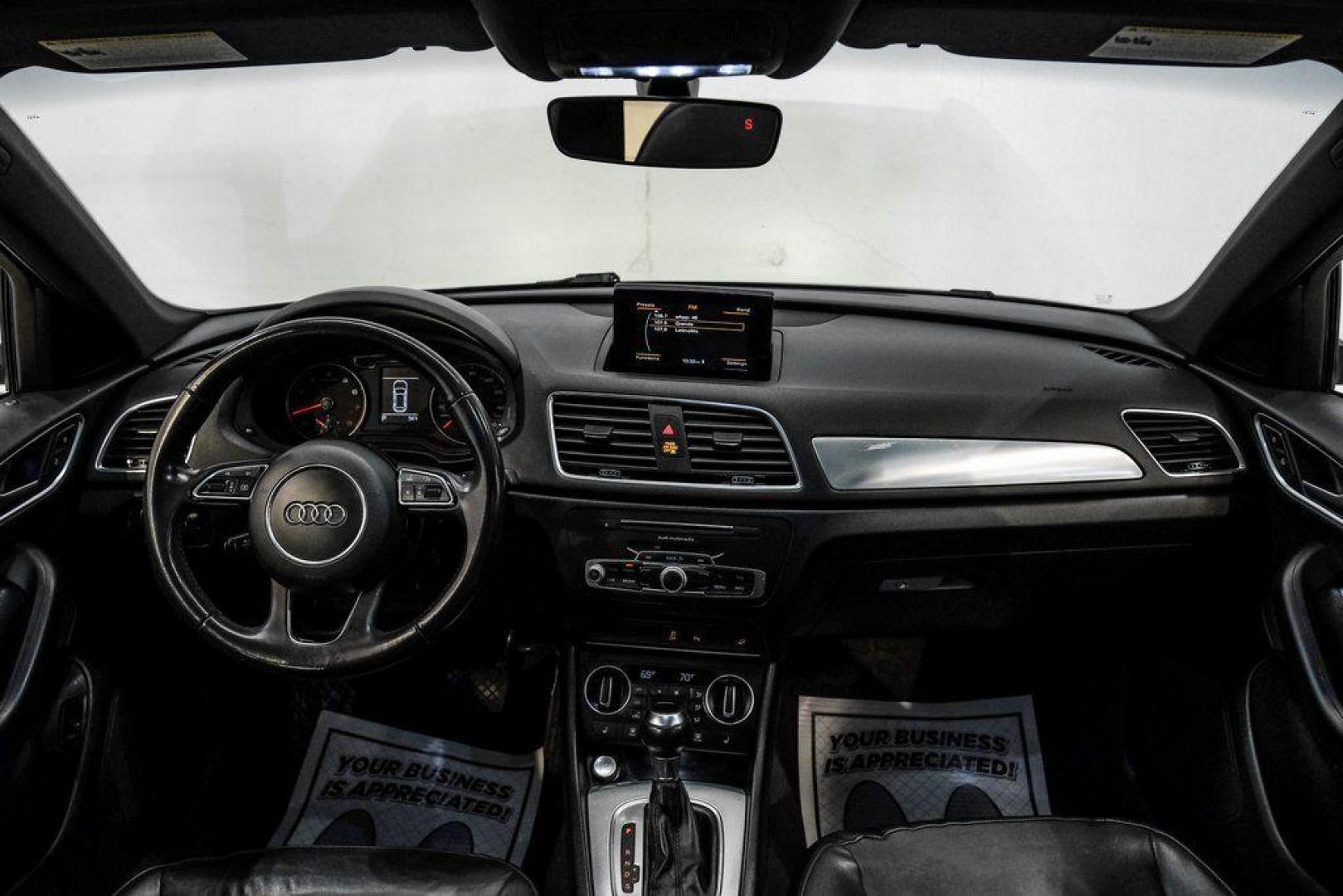 2018 White /Black Audi Q3 2.0T Premium (WA1BCCFS0JR) with an 2.0L 4-Cylinder TFSI engine, Automatic transmission, located at 15300 Midway Rd., Addison, TX, 75001, (972) 702-0011, 32.958321, -96.838074 - Photo#19