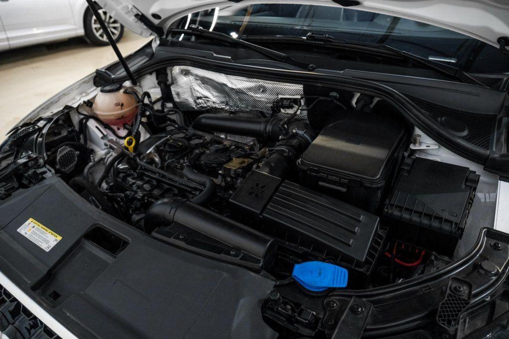 2018 White /Black Audi Q3 2.0T Premium (WA1BCCFS0JR) with an 2.0L 4-Cylinder TFSI engine, Automatic transmission, located at 15300 Midway Rd., Addison, TX, 75001, (972) 702-0011, 32.958321, -96.838074 - Photo#53