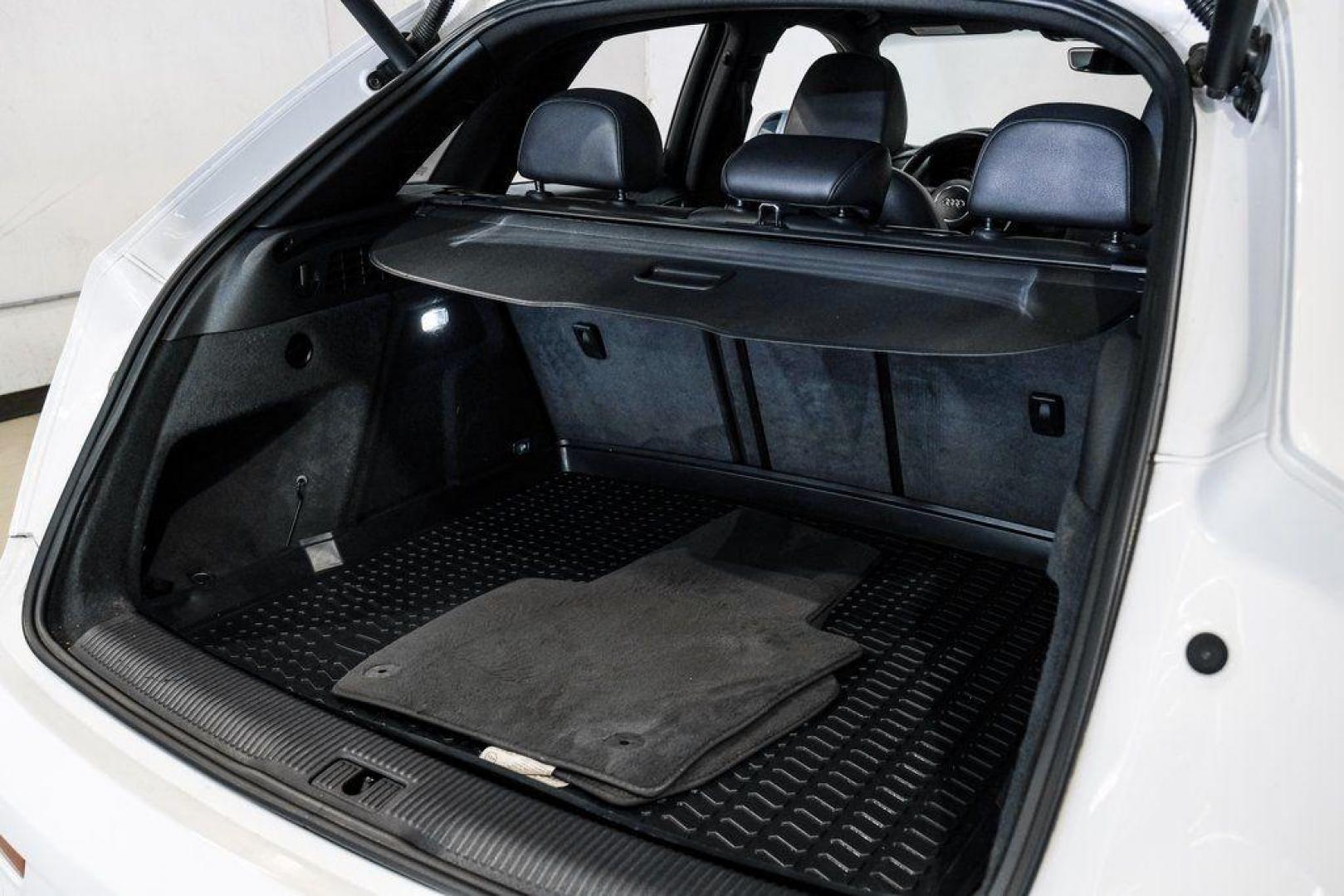 2018 White /Black Audi Q3 2.0T Premium (WA1BCCFS0JR) with an 2.0L 4-Cylinder TFSI engine, Automatic transmission, located at 15300 Midway Rd., Addison, TX, 75001, (972) 702-0011, 32.958321, -96.838074 - Photo#57