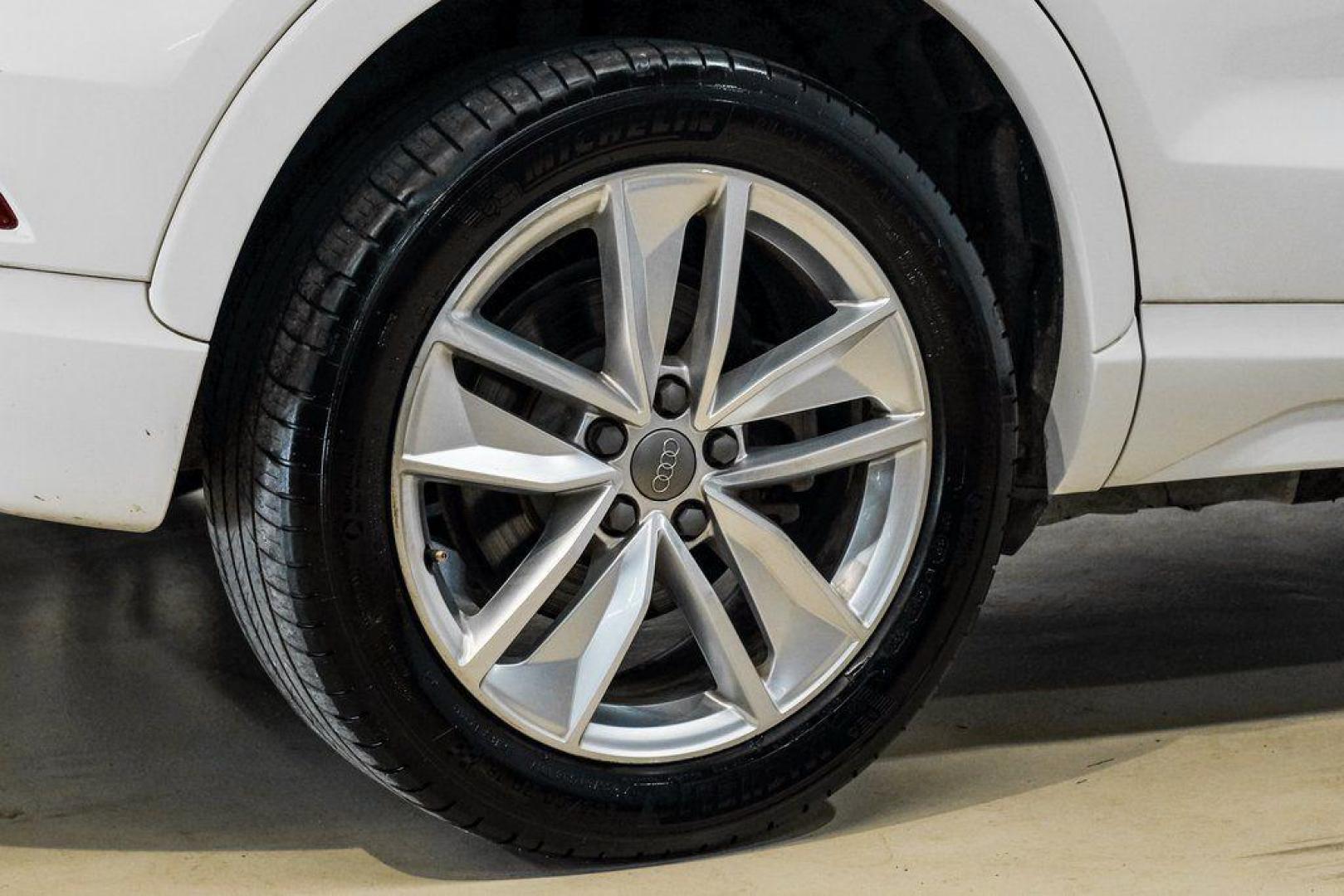 2018 White /Black Audi Q3 2.0T Premium (WA1BCCFS0JR) with an 2.0L 4-Cylinder TFSI engine, Automatic transmission, located at 15300 Midway Rd., Addison, TX, 75001, (972) 702-0011, 32.958321, -96.838074 - Photo#61