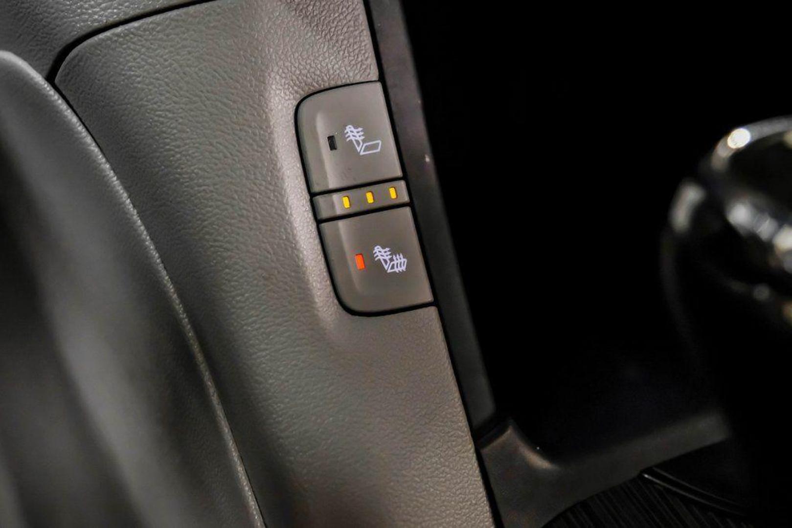 2019 Smokey Quartz Metallic /Cocoa/ Light Ash Gray GMC Acadia SLT-1 (1GKKNMLS4KZ) with an 3.6L V6 SIDI engine, Automatic transmission, located at 15300 Midway Rd., Addison, TX, 75001, (972) 702-0011, 32.958321, -96.838074 - Photo#25