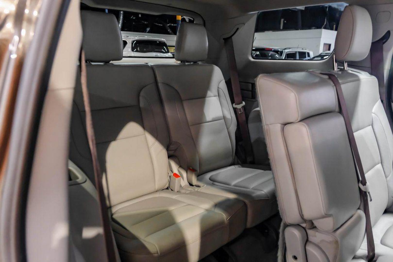 2019 Smokey Quartz Metallic /Cocoa/ Light Ash Gray GMC Acadia SLT-1 (1GKKNMLS4KZ) with an 3.6L V6 SIDI engine, Automatic transmission, located at 15300 Midway Rd., Addison, TX, 75001, (972) 702-0011, 32.958321, -96.838074 - Photo#37