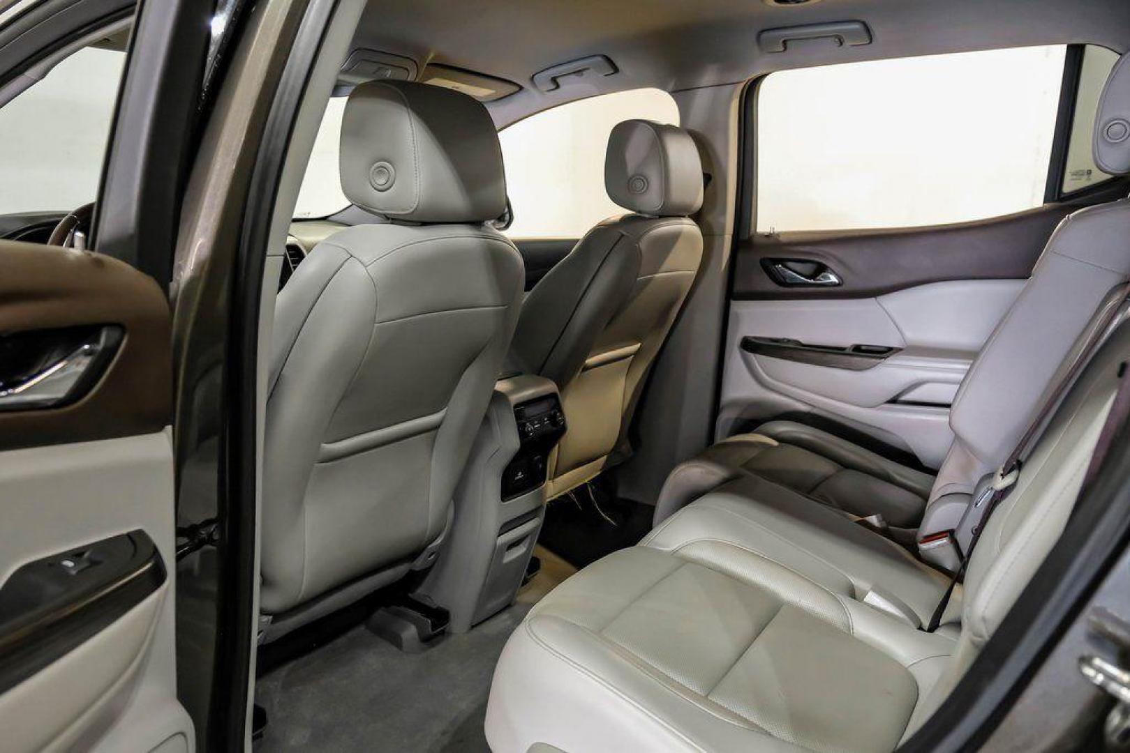 2019 Smokey Quartz Metallic /Cocoa/ Light Ash Gray GMC Acadia SLT-1 (1GKKNMLS4KZ) with an 3.6L V6 SIDI engine, Automatic transmission, located at 15300 Midway Rd., Addison, TX, 75001, (972) 702-0011, 32.958321, -96.838074 - Photo#41