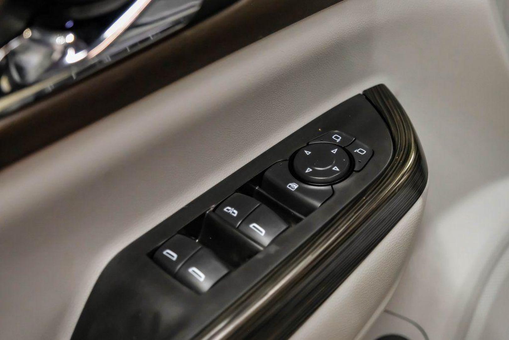 2019 Smokey Quartz Metallic /Cocoa/ Light Ash Gray GMC Acadia SLT-1 (1GKKNMLS4KZ) with an 3.6L V6 SIDI engine, Automatic transmission, located at 15300 Midway Rd., Addison, TX, 75001, (972) 702-0011, 32.958321, -96.838074 - Photo#46