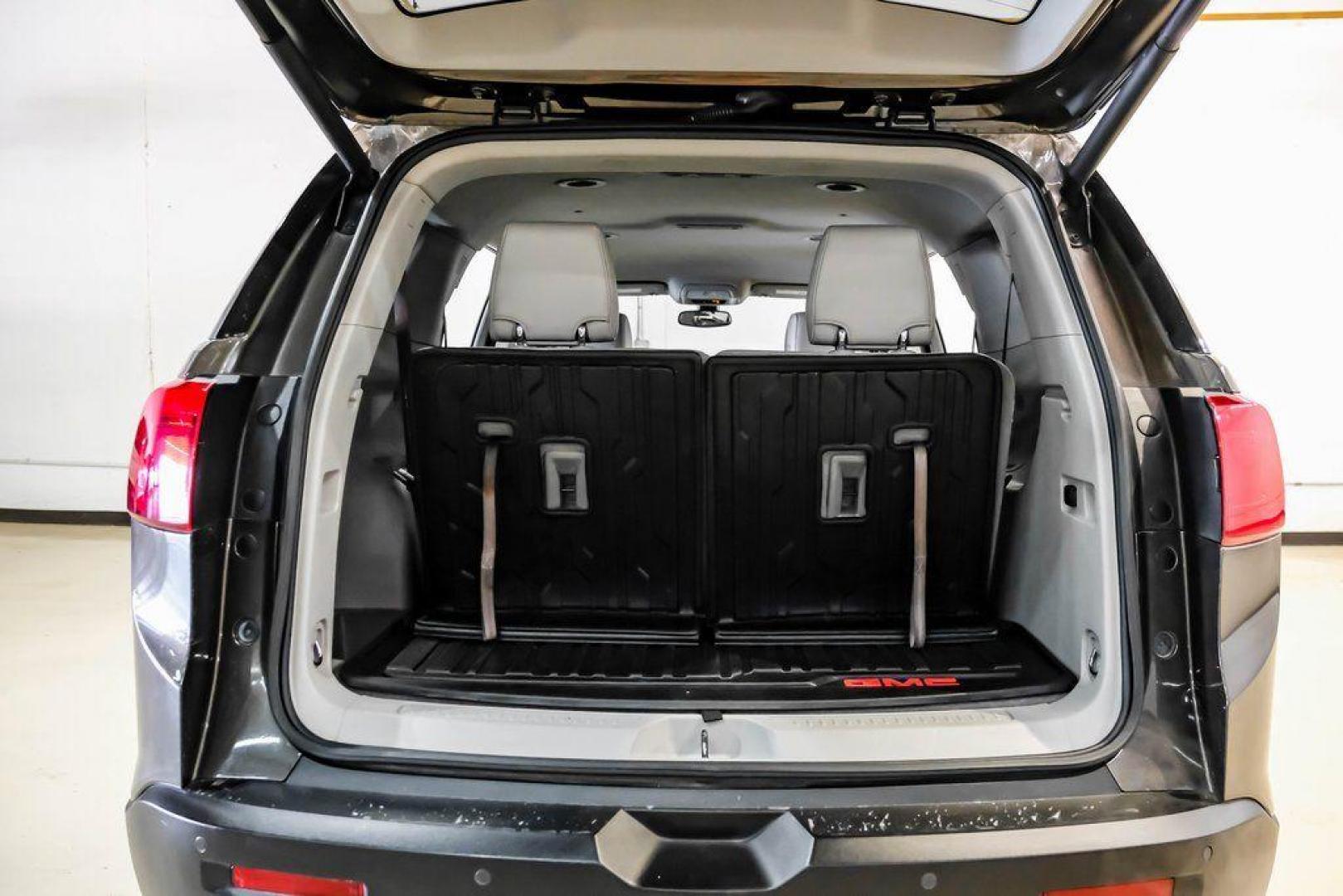 2019 Smokey Quartz Metallic /Cocoa/ Light Ash Gray GMC Acadia SLT-1 (1GKKNMLS4KZ) with an 3.6L V6 SIDI engine, Automatic transmission, located at 15300 Midway Rd., Addison, TX, 75001, (972) 702-0011, 32.958321, -96.838074 - Photo#56