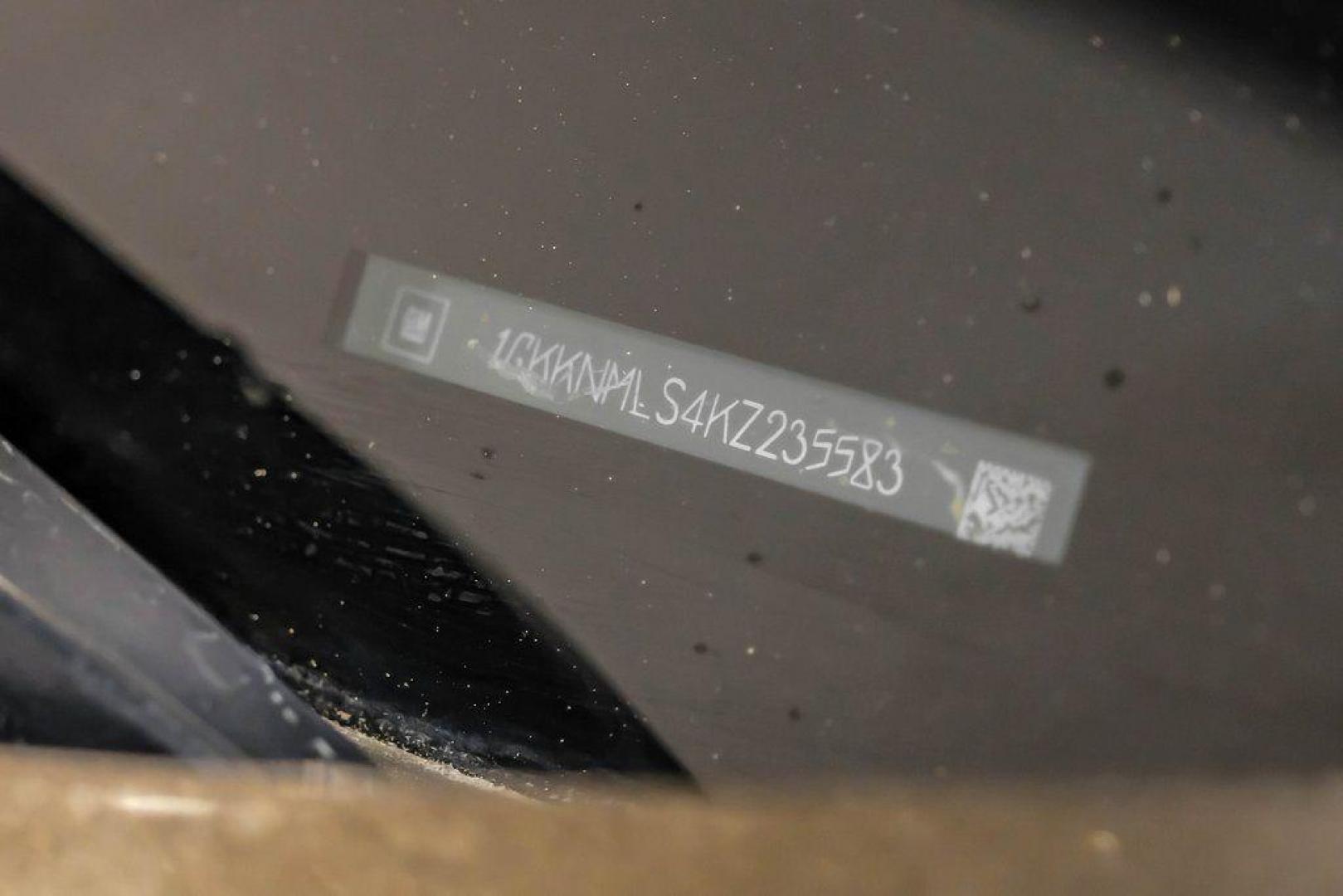 2019 Smokey Quartz Metallic /Cocoa/ Light Ash Gray GMC Acadia SLT-1 (1GKKNMLS4KZ) with an 3.6L V6 SIDI engine, Automatic transmission, located at 15300 Midway Rd., Addison, TX, 75001, (972) 702-0011, 32.958321, -96.838074 - Photo#63