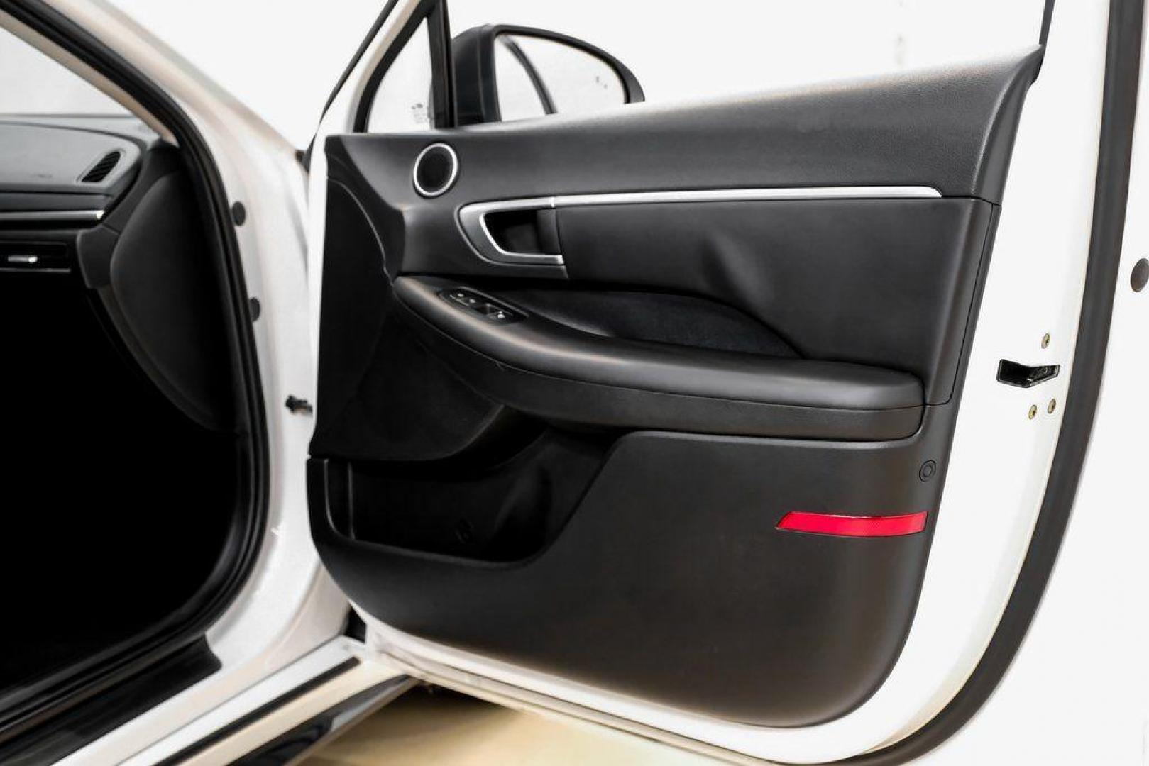 2022 Quartz White /Black Hyundai Sonata SEL (KMHL64JA1NA) with an 2.5L I4 engine, Automatic transmission, located at 15300 Midway Rd., Addison, TX, 75001, (972) 702-0011, 32.958321, -96.838074 - Photo#51