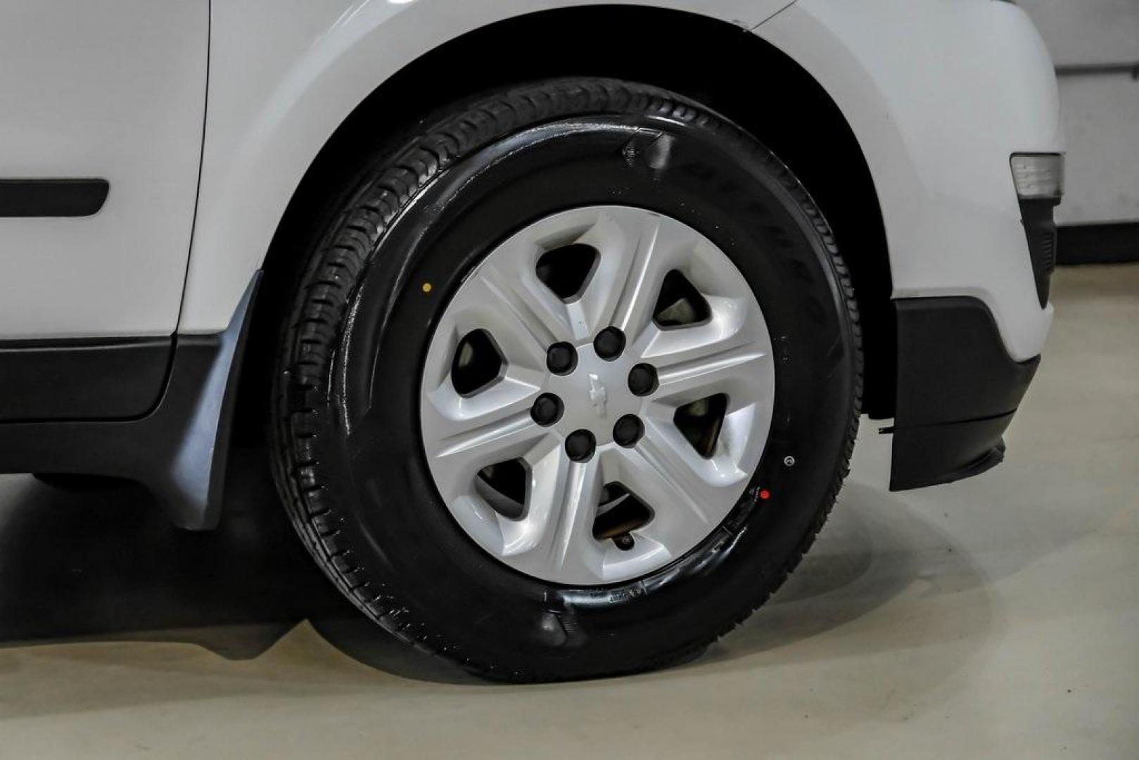 2017 Summit White /Dark Titanium/Light Titanium Chevrolet Traverse LS (1GNKRFKD9HJ) with an 3.6L V6 SIDI engine, Automatic transmission, located at 15300 Midway Rd., Addison, TX, 75001, (972) 702-0011, 32.958321, -96.838074 - Photo#51