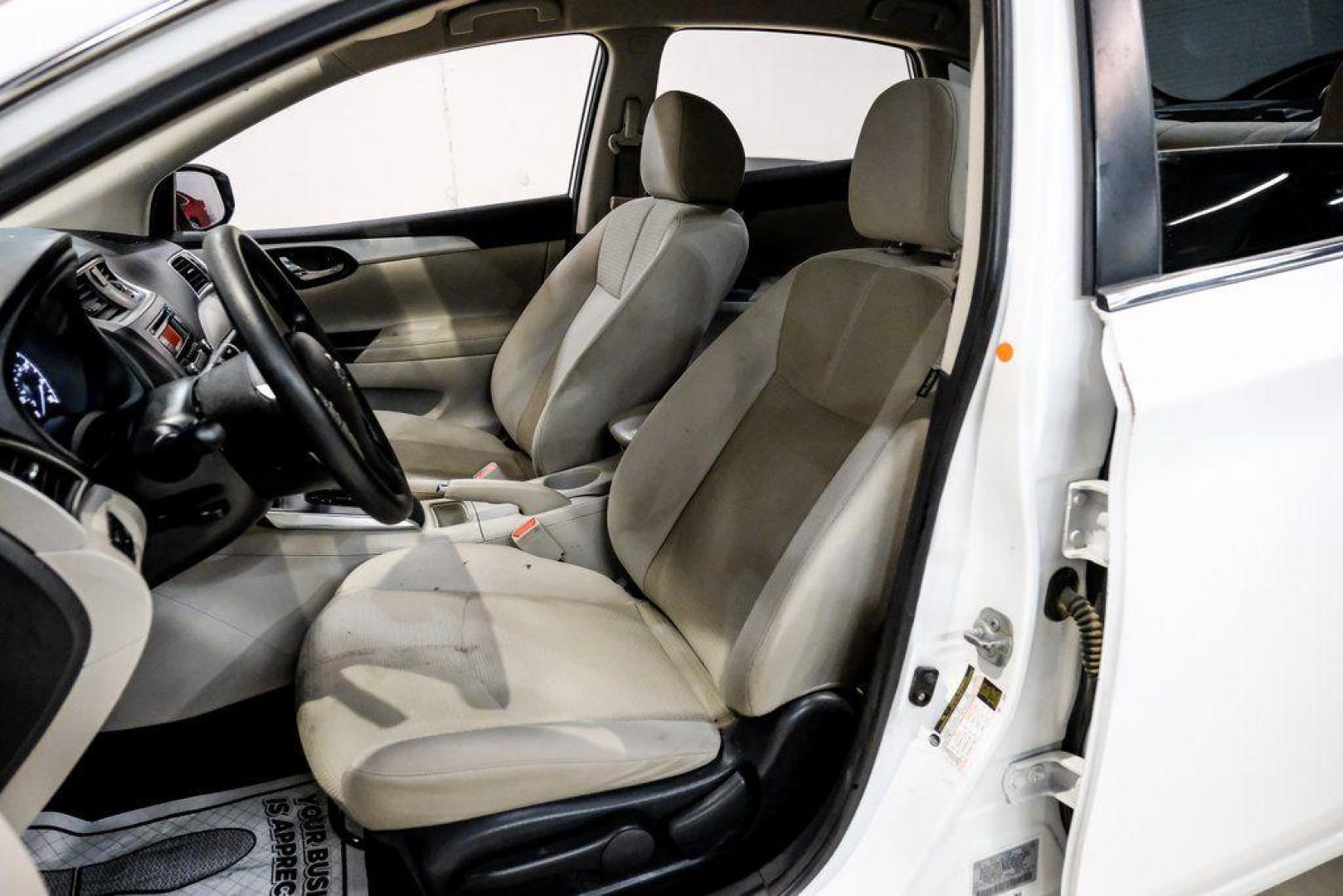 2016 Fresh Powder /Marble Gray Nissan Sentra S (3N1AB7AP3GY) with an 1.8L 4-Cylinder DOHC 16V engine, CVT transmission, located at 15300 Midway Rd., Addison, TX, 75001, (972) 702-0011, 32.958321, -96.838074 - Photo#27