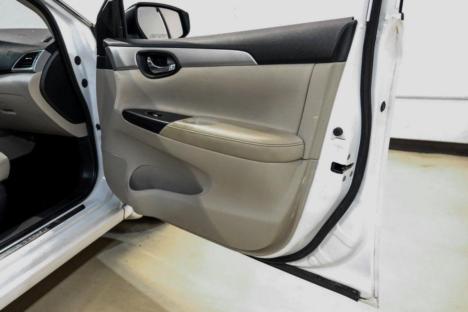 2016 Fresh Powder /Marble Gray Nissan Sentra S (3N1AB7AP3GY) with an 1.8L 4-Cylinder DOHC 16V engine, CVT transmission, located at 15300 Midway Rd., Addison, TX, 75001, (972) 702-0011, 32.958321, -96.838074 - Photo#38