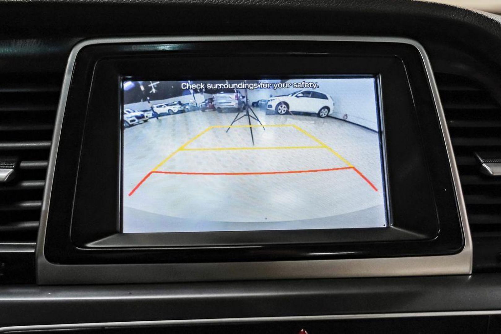 2019 Machine Gray /Gray Hyundai Sonata SE (5NPE24AF8KH) with an 2.4L I4 DGI DOHC 16V engine, Automatic transmission, located at 15300 Midway Rd., Addison, TX, 75001, (972) 702-0011, 32.958321, -96.838074 - Photo#21