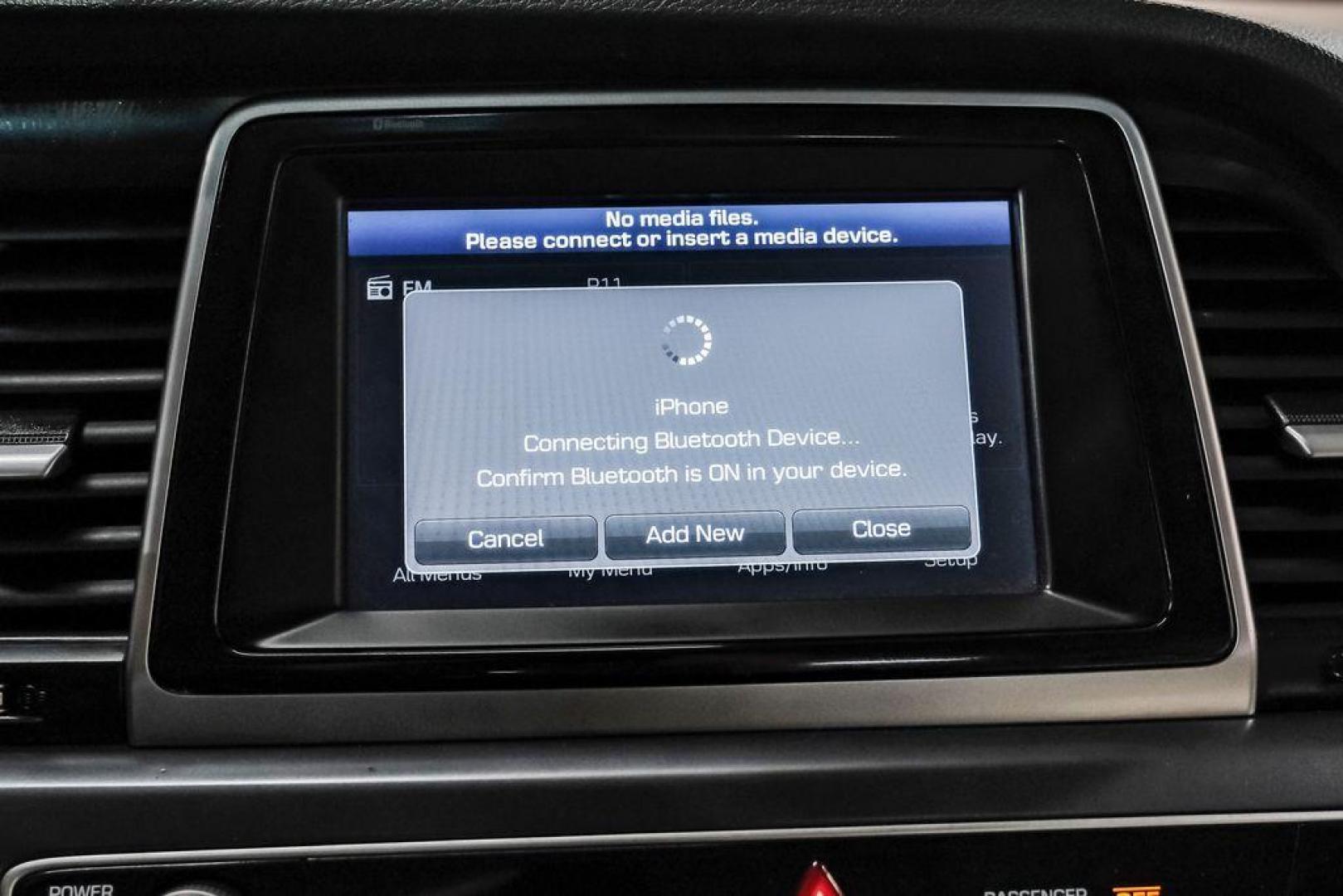 2019 Machine Gray /Gray Hyundai Sonata SE (5NPE24AF8KH) with an 2.4L I4 DGI DOHC 16V engine, Automatic transmission, located at 15300 Midway Rd., Addison, TX, 75001, (972) 702-0011, 32.958321, -96.838074 - Photo#24