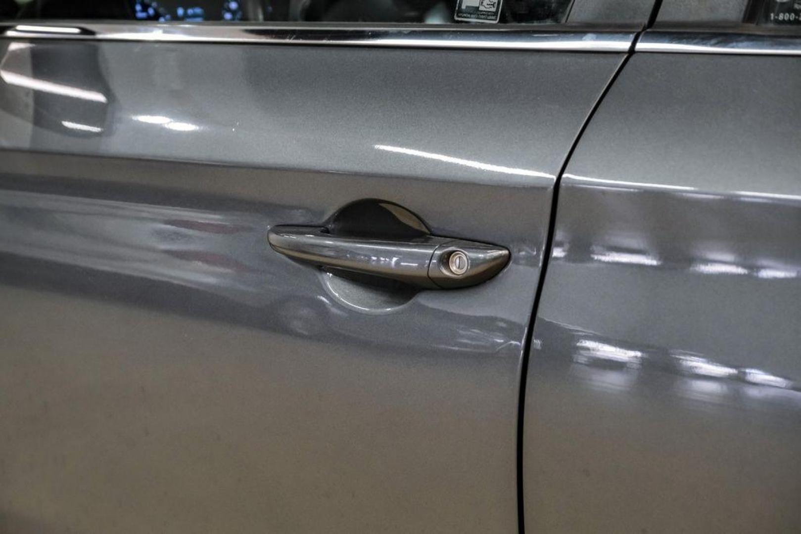 2019 Machine Gray /Gray Hyundai Sonata SE (5NPE24AF8KH) with an 2.4L I4 DGI DOHC 16V engine, Automatic transmission, located at 15300 Midway Rd., Addison, TX, 75001, (972) 702-0011, 32.958321, -96.838074 - Photo#39