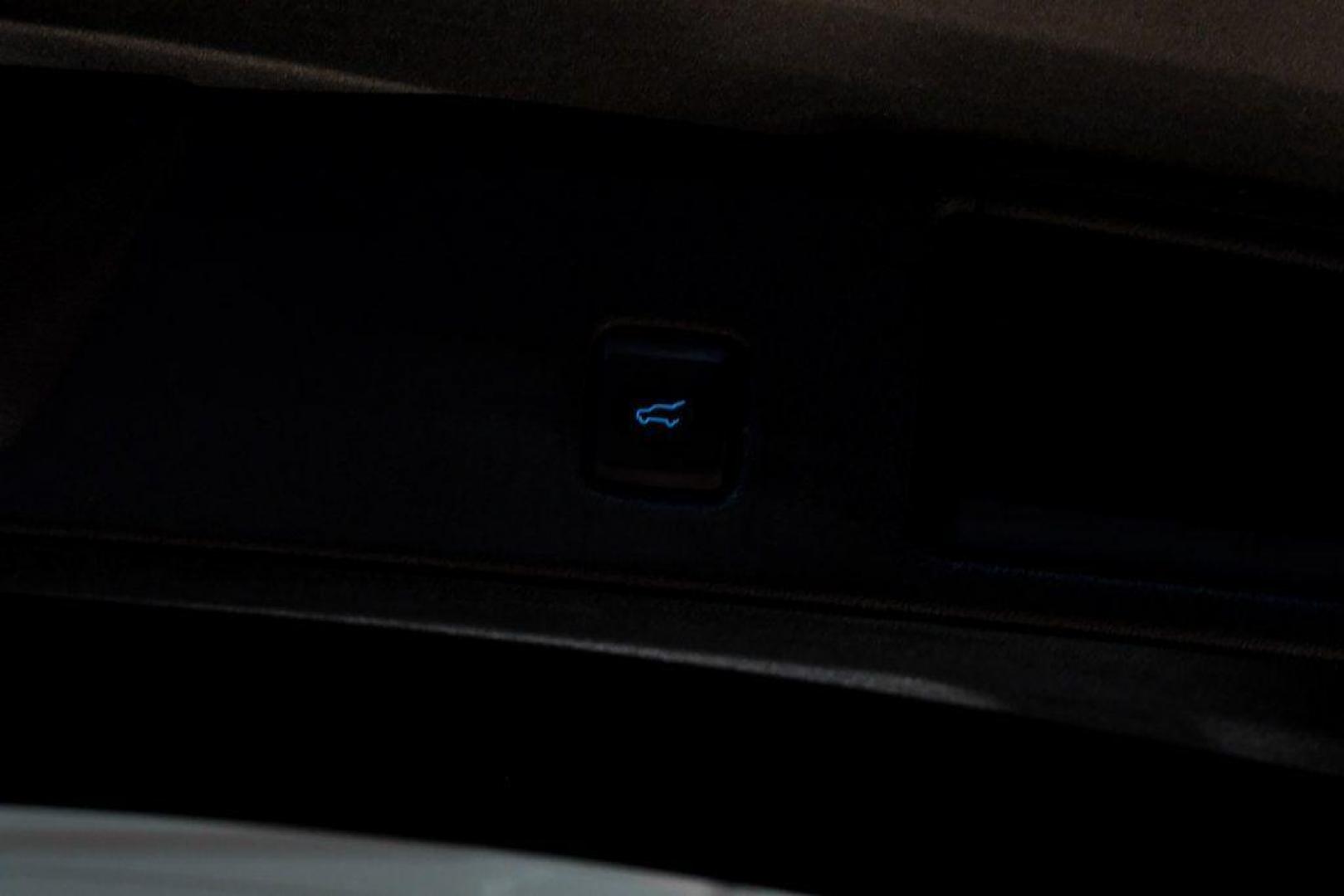 2020 Magnetic /Ebony Ford Escape SEL (1FMCU0H62LU) with an 1.5L EcoBoost engine, Automatic transmission, located at 15300 Midway Rd., Addison, TX, 75001, (972) 702-0011, 32.958321, -96.838074 - Photo#50