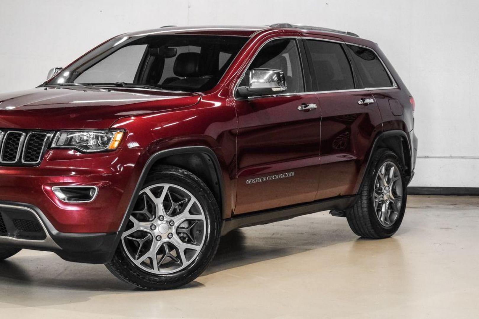 2020 Velvet Red Pearlcoat /Black Jeep Grand Cherokee Limited (1C4RJEBG7LC) with an 3.6L V6 24V VVT engine, Automatic transmission, located at 15300 Midway Rd., Addison, TX, 75001, (972) 702-0011, 32.958321, -96.838074 - Photo#6
