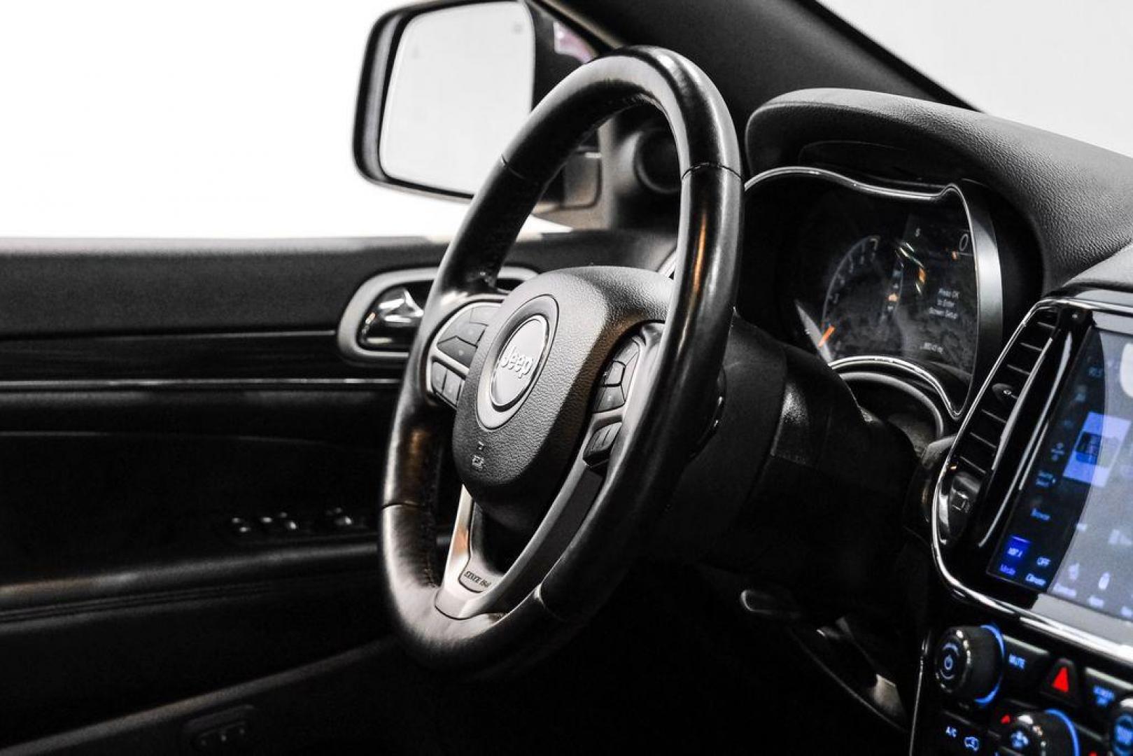 2020 Velvet Red Pearlcoat /Black Jeep Grand Cherokee Limited (1C4RJEBG7LC) with an 3.6L V6 24V VVT engine, Automatic transmission, located at 15300 Midway Rd., Addison, TX, 75001, (972) 702-0011, 32.958321, -96.838074 - Photo#20