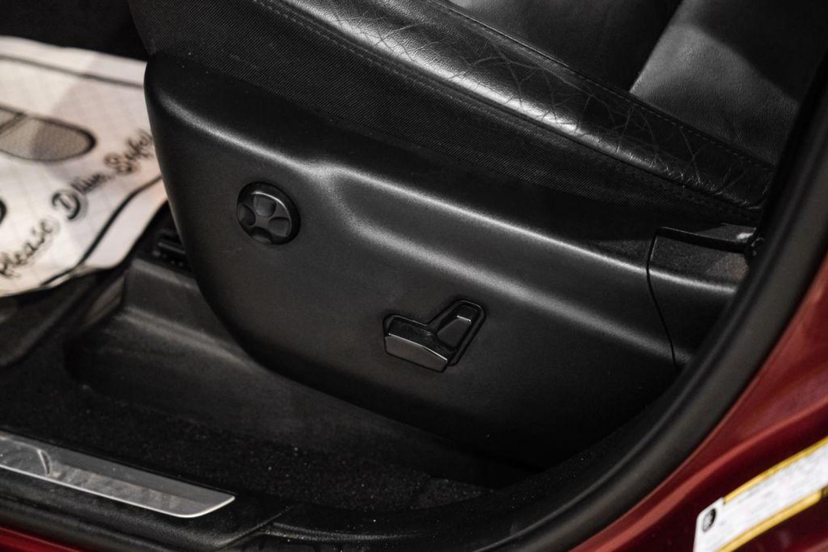 2020 Velvet Red Pearlcoat /Black Jeep Grand Cherokee Limited (1C4RJEBG7LC) with an 3.6L V6 24V VVT engine, Automatic transmission, located at 15300 Midway Rd., Addison, TX, 75001, (972) 702-0011, 32.958321, -96.838074 - Photo#35