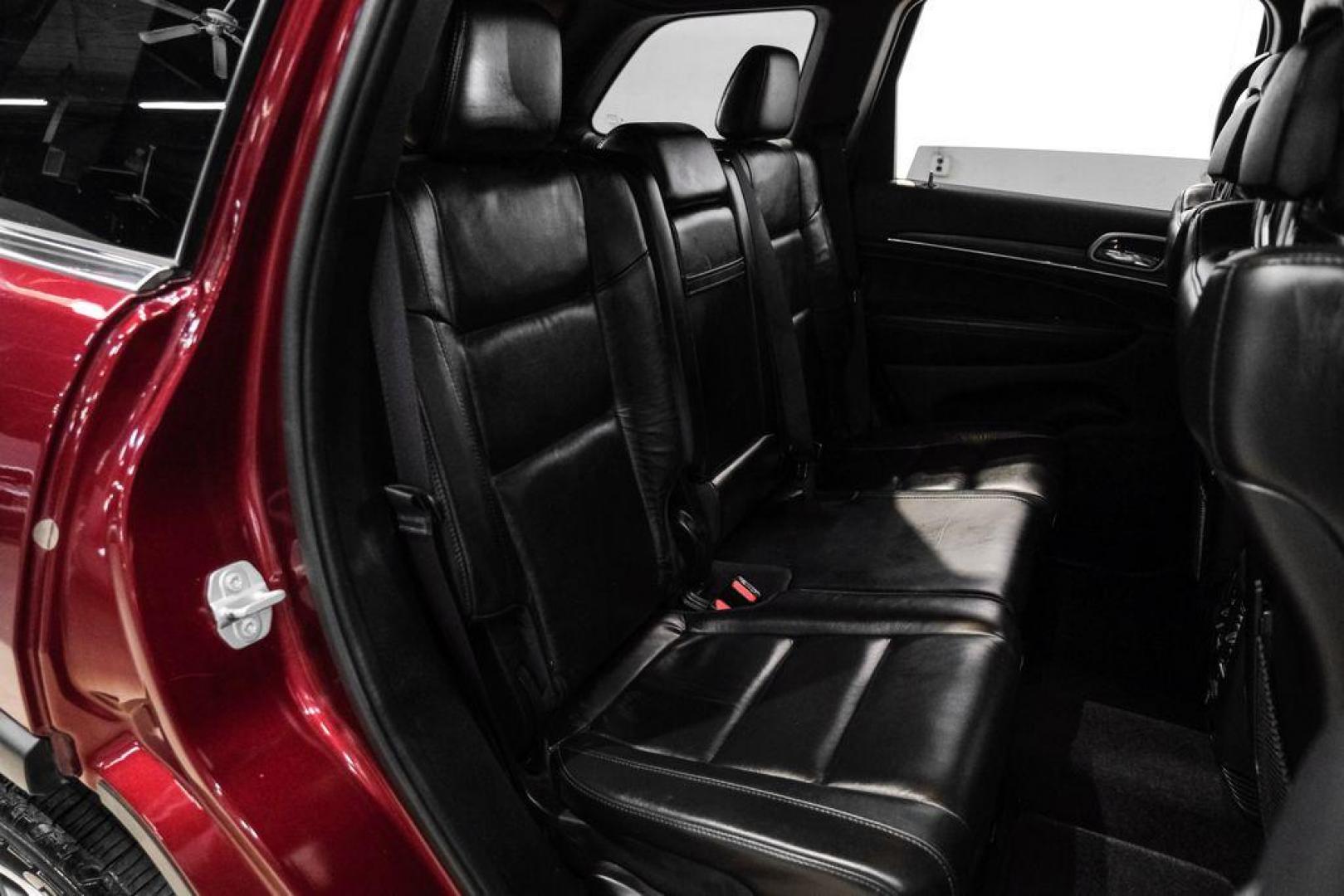 2020 Velvet Red Pearlcoat /Black Jeep Grand Cherokee Limited (1C4RJEBG7LC) with an 3.6L V6 24V VVT engine, Automatic transmission, located at 15300 Midway Rd., Addison, TX, 75001, (972) 702-0011, 32.958321, -96.838074 - Photo#38