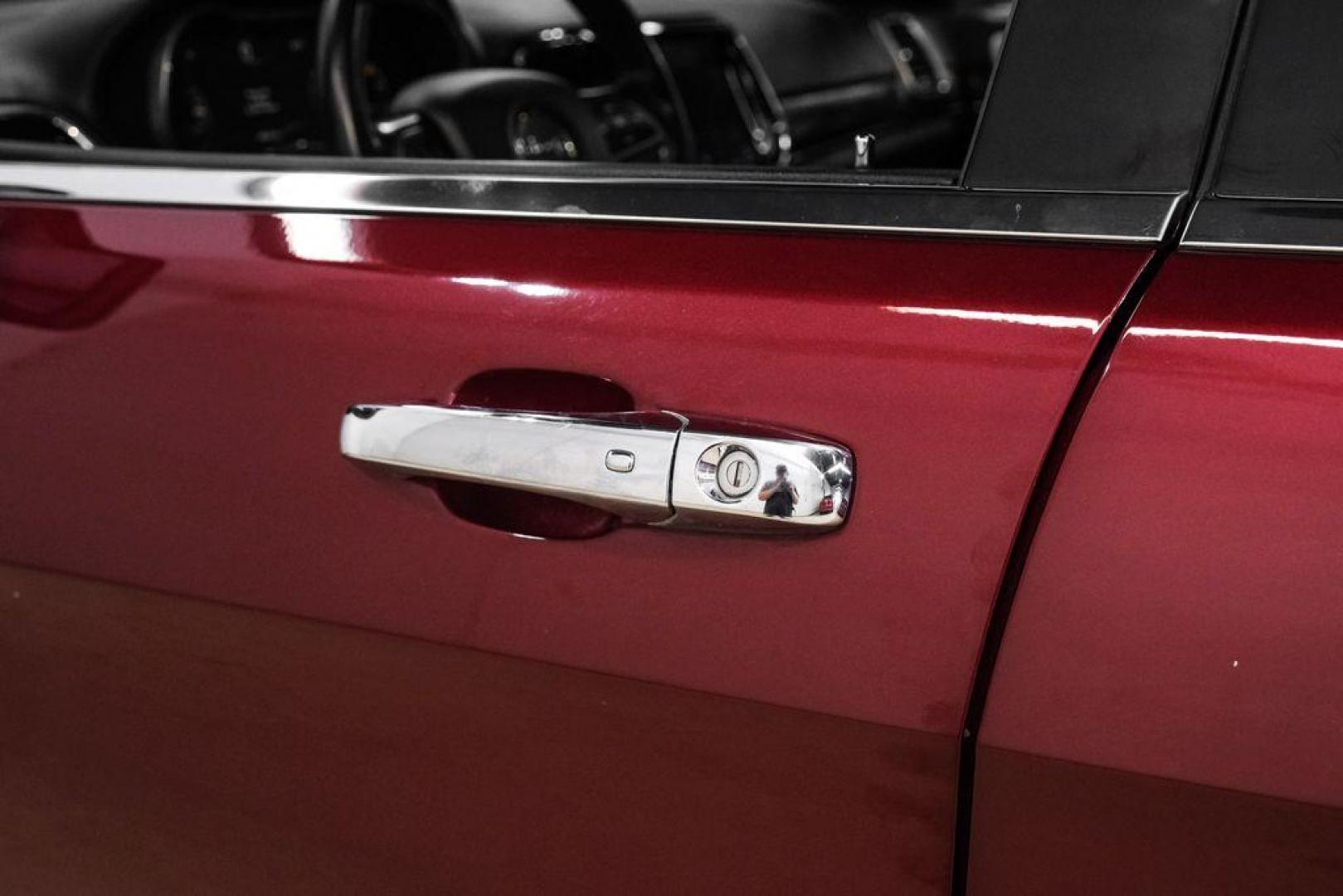 2020 Velvet Red Pearlcoat /Black Jeep Grand Cherokee Limited (1C4RJEBG7LC) with an 3.6L V6 24V VVT engine, Automatic transmission, located at 15300 Midway Rd., Addison, TX, 75001, (972) 702-0011, 32.958321, -96.838074 - Photo#43