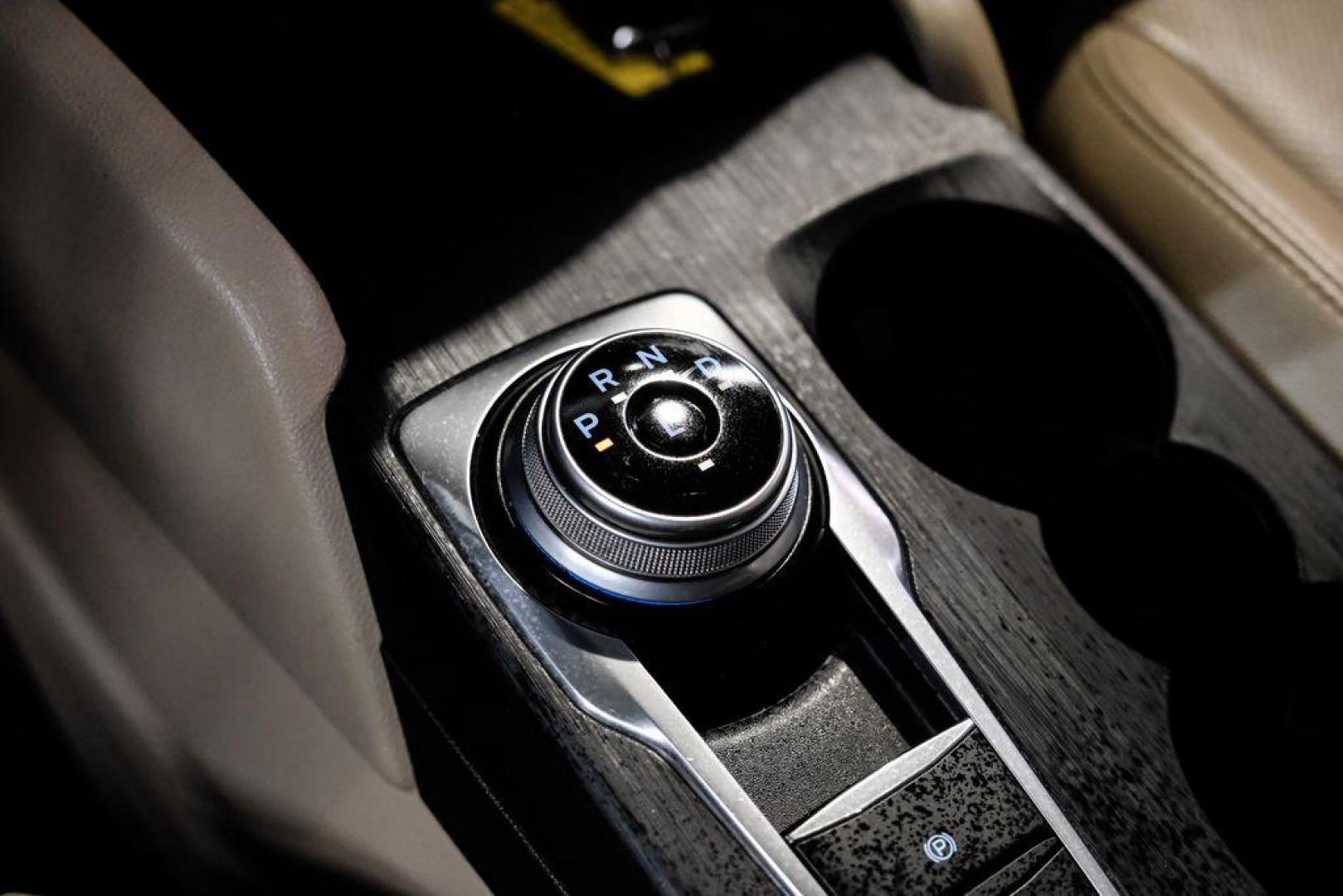 2020 Red Metallic /Sandstone Ford Escape SEL (1FMCU0H66LU) with an 1.5L EcoBoost engine, Automatic transmission, located at 15300 Midway Rd., Addison, TX, 75001, (972) 702-0011, 32.958321, -96.838074 - Photo#23