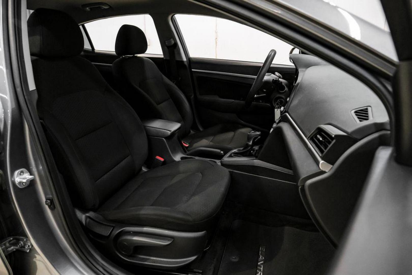2020 Machine Gray /Black Hyundai Elantra SEL (5NPD84LFXLH) with an 2.0L 4-Cylinder DOHC 16V engine, CVT transmission, located at 15300 Midway Rd., Addison, TX, 75001, (972) 702-0011, 32.958321, -96.838074 - Photo#33