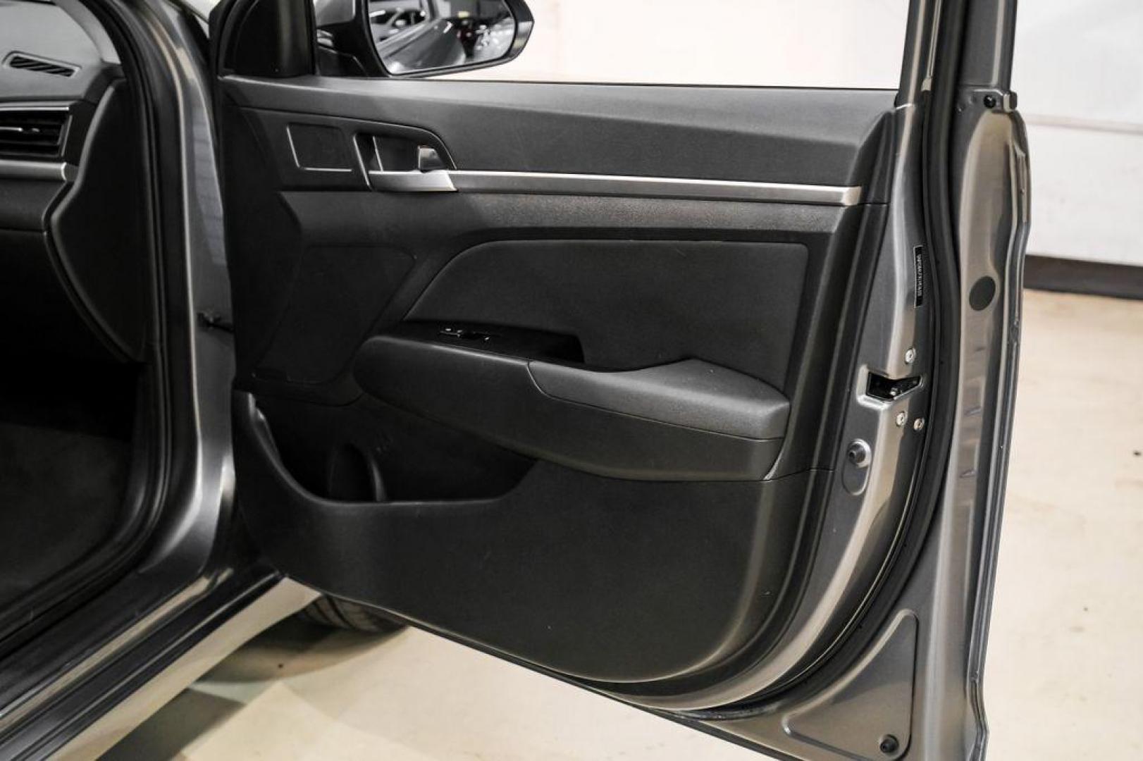 2020 Machine Gray /Black Hyundai Elantra SEL (5NPD84LFXLH) with an 2.0L 4-Cylinder DOHC 16V engine, CVT transmission, located at 15300 Midway Rd., Addison, TX, 75001, (972) 702-0011, 32.958321, -96.838074 - Photo#43